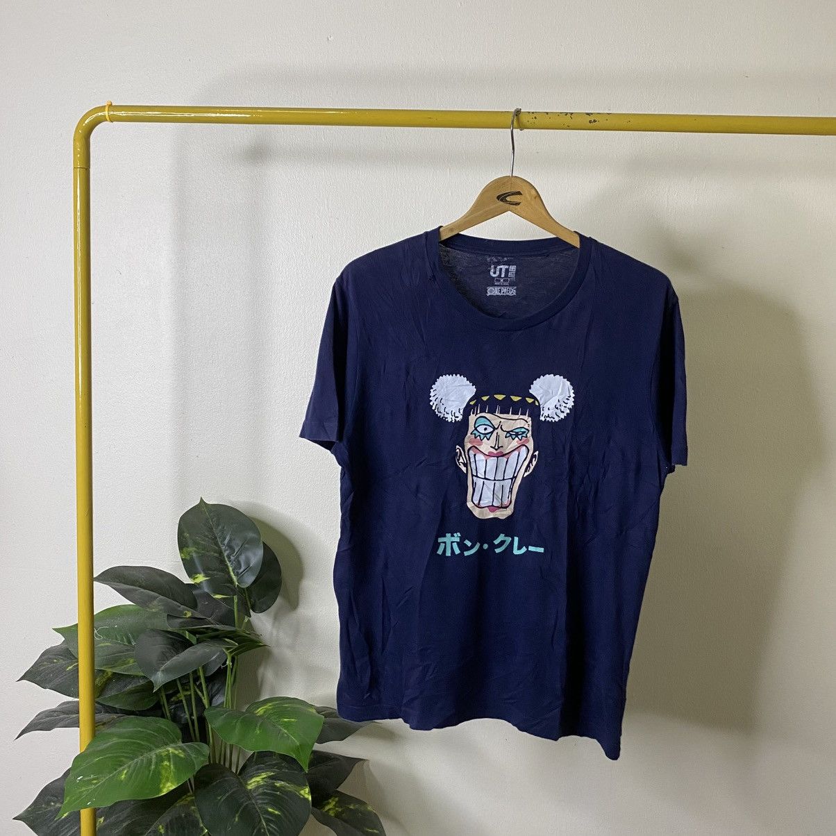 Uniqlo Uniqlo x Anime One Piece Bentham Collaboration T Shirt Size US M / EU 48-50 / 2 - 1 Thumbnail