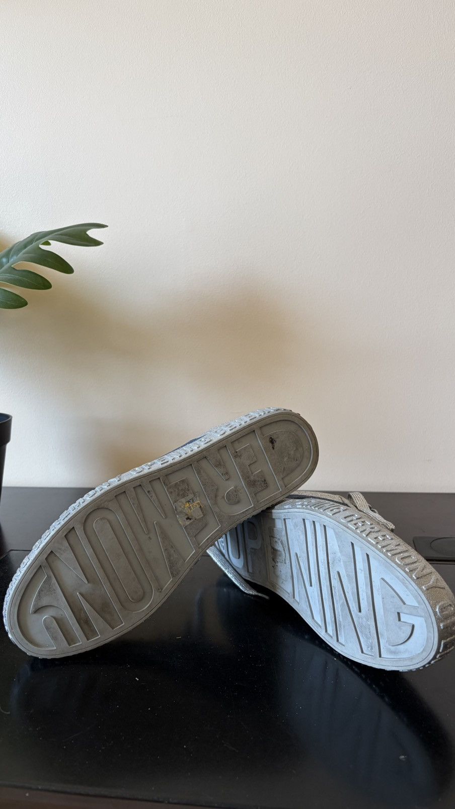 Opening Ceremony Opening Ceremony Silver Glitter Sneakers EU 41 / US 8 Size US 8 / EU 41 - 5 Thumbnail