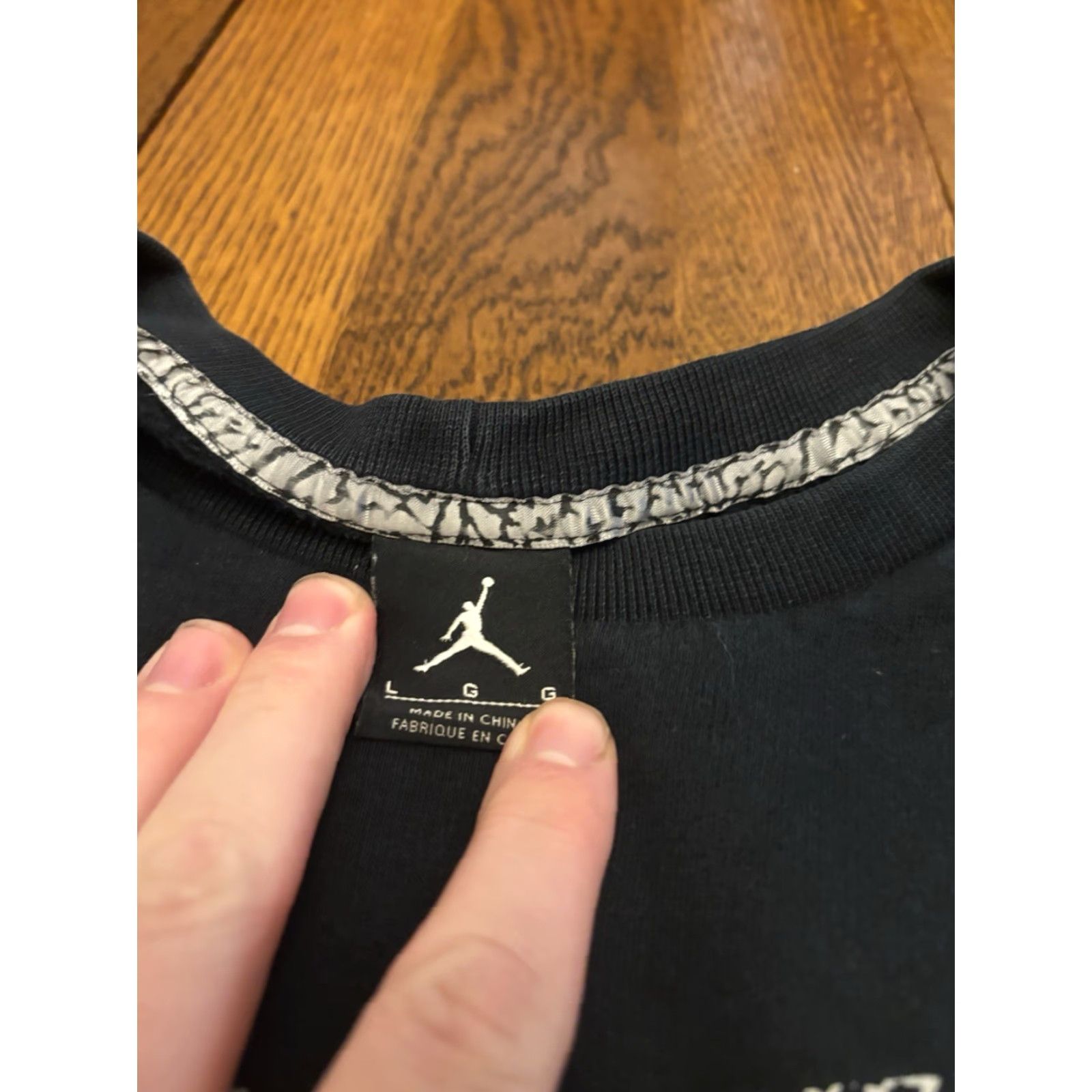 Nike VINTAGE Nike AIR JORDAN Sweatshirt L Black & Red JUMPMAN Michael Jordan E3 Sweatshirt Unisex Adults Mens Womens Boys Girls Size US L / EU 52-54 / 3 - 2 Thumbnail