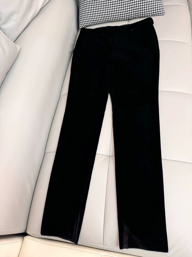 Yves Saint Laurent Yves Saint Laurent Saint Laurent Velvet Trousers in Excell Size US 44 / EU 60 - 1 Thumbnail