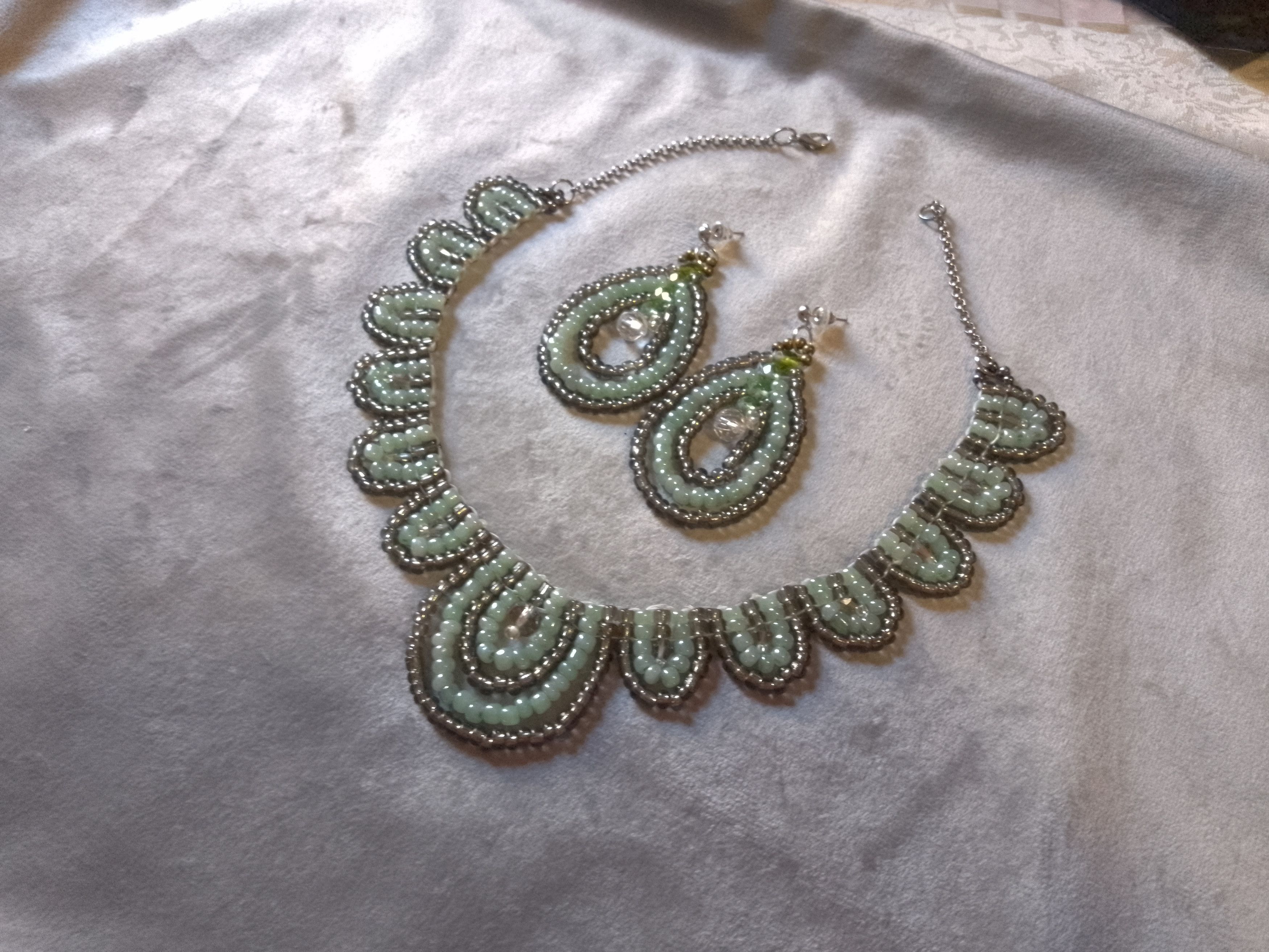 Handmade Necklace Vintage antique style. Elegant Green Beaded Size ONE SIZE - 9 Thumbnail