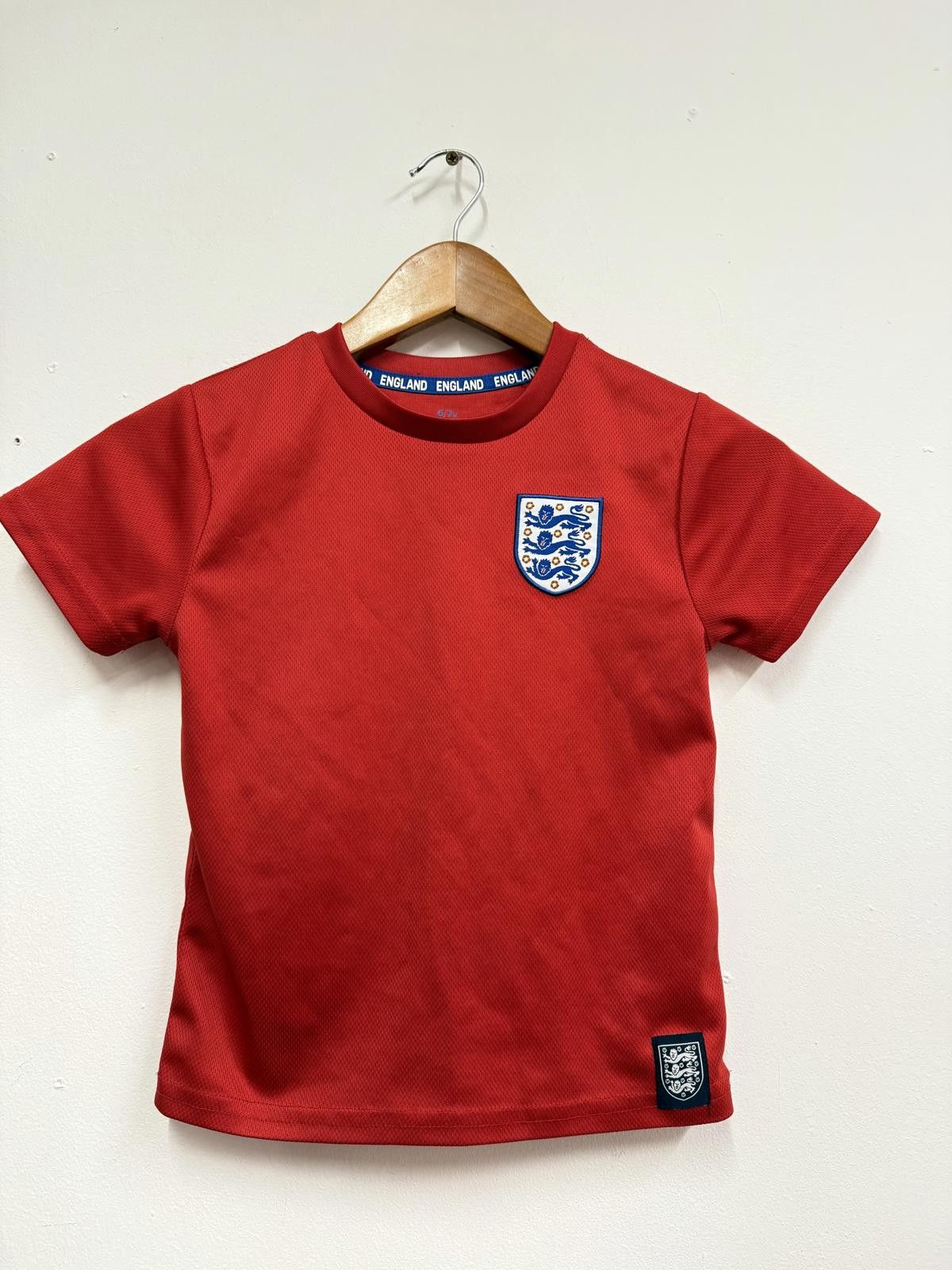 Other England National Team Red Soccer Jersey Kids 6-7 Years Size ONE SIZE - 1 Thumbnail