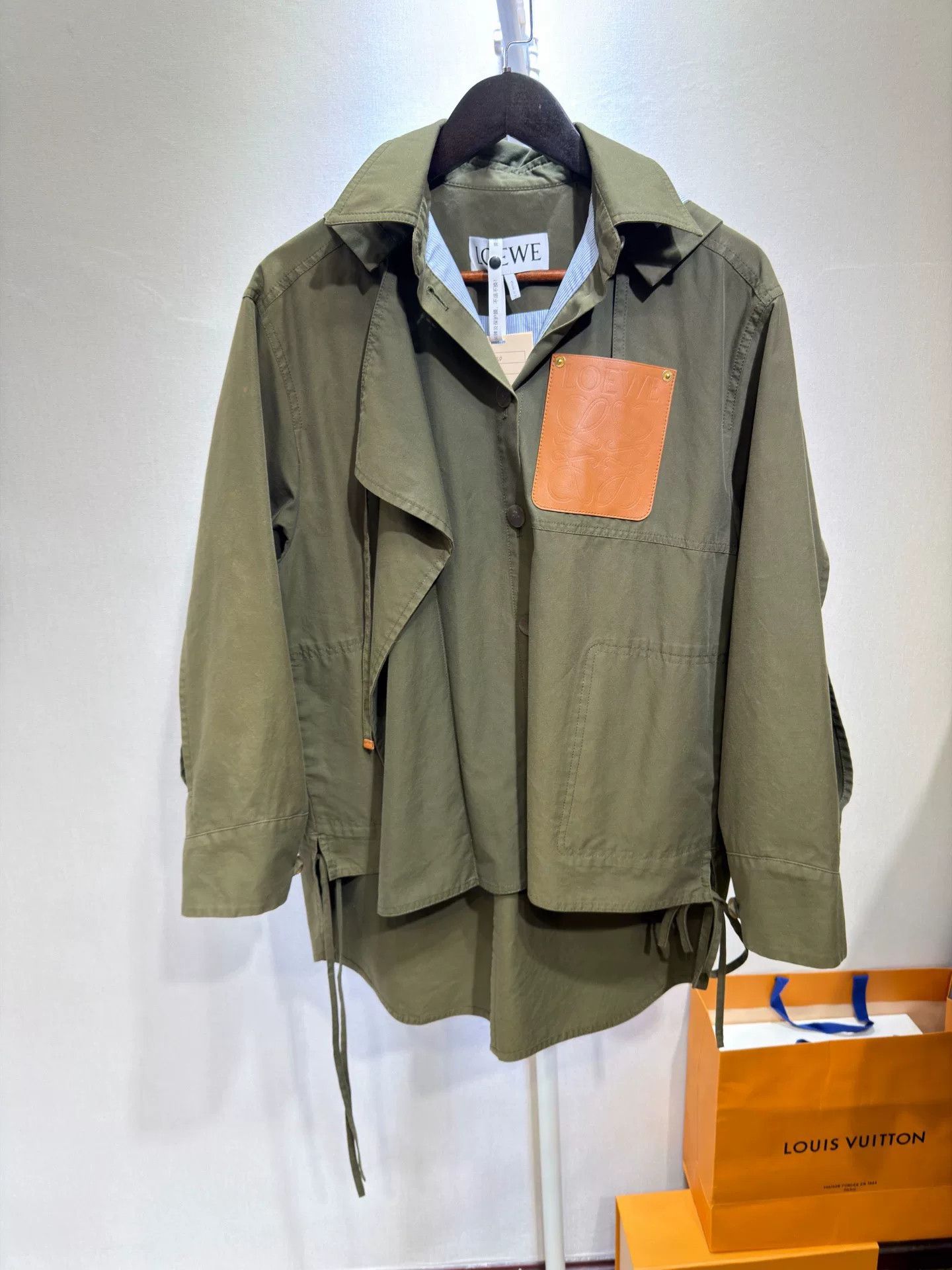 Loewe Loewe Military Hooded Parka Coat Size XS / US 0-2 / IT 36-38 - 1 Thumbnail
