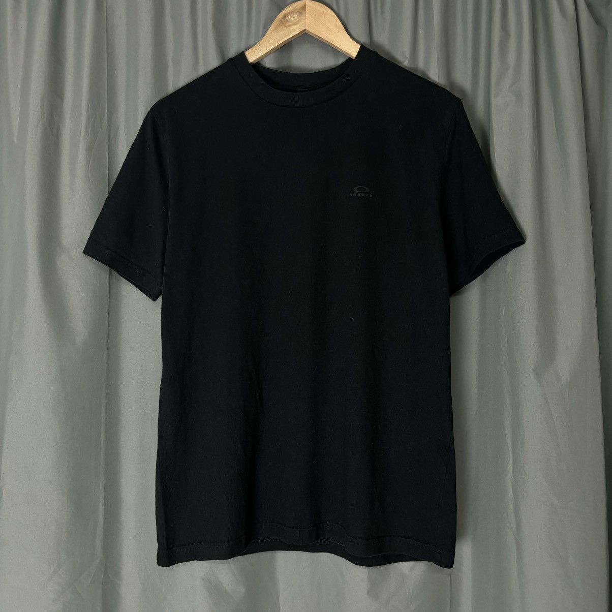 Oakley OAKLEY LOGO T-SHIRT Size US S / EU 44-46 / 1 - 1 Thumbnail