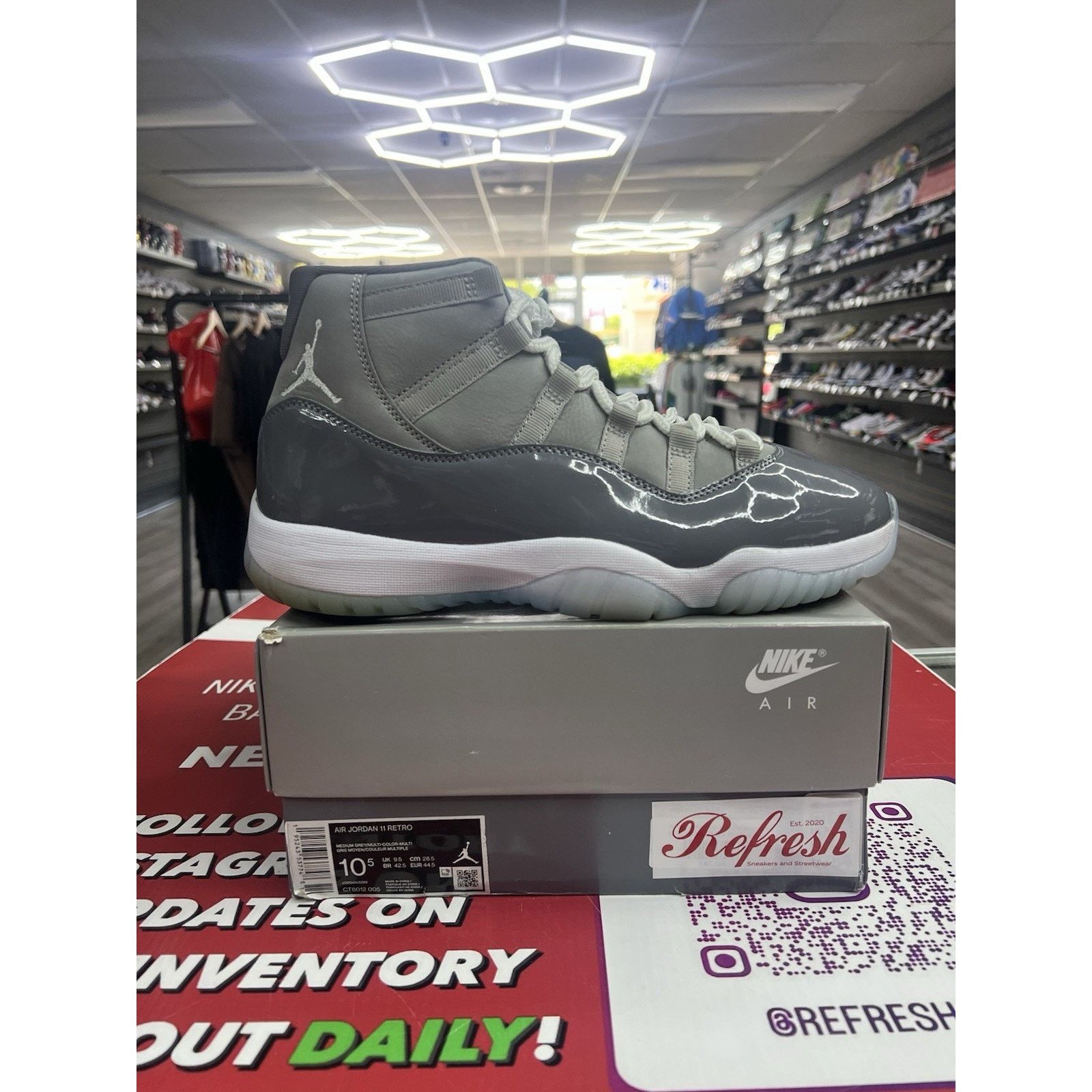 Jordan Brand Air Jordan 11 Cool Grey Size 10.5 CT8012-005 Size US 10.5 / EU 43-44 - 1 Thumbnail