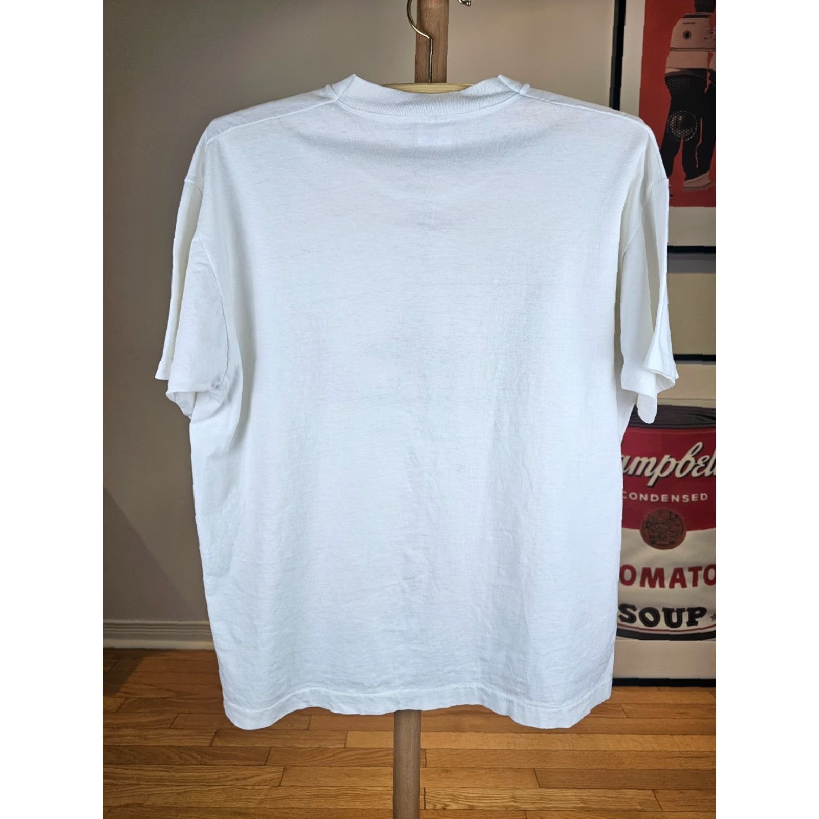 Fruit Of The Loom VINTAGE 90' STRAND THEATRE BEAVERTON SINGLE STITCH WHITE COTTON T-SHIRT SZ XL Size US XL / EU 56 / 4 - 7 Thumbnail