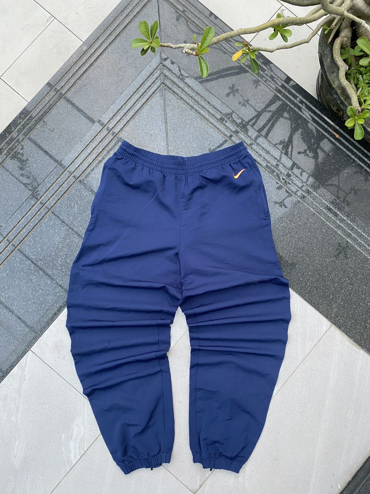 Nike × Vintage 90’s NIKE RARE SWOOSH LOGO Y2K ZIP NYLON TRACK PANTS Size US 32 / EU 48 - 1 Thumbnail