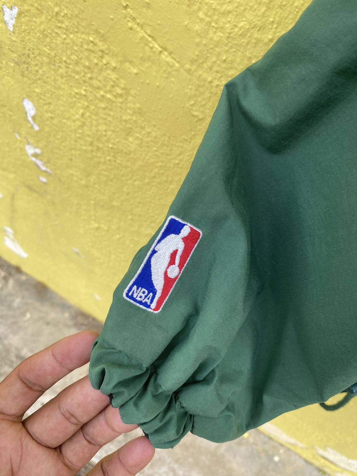 NBA Vintage Seattle supersonics Starter riversible sweatshirt Size US XL / EU 56 / 4 - 17 Thumbnail