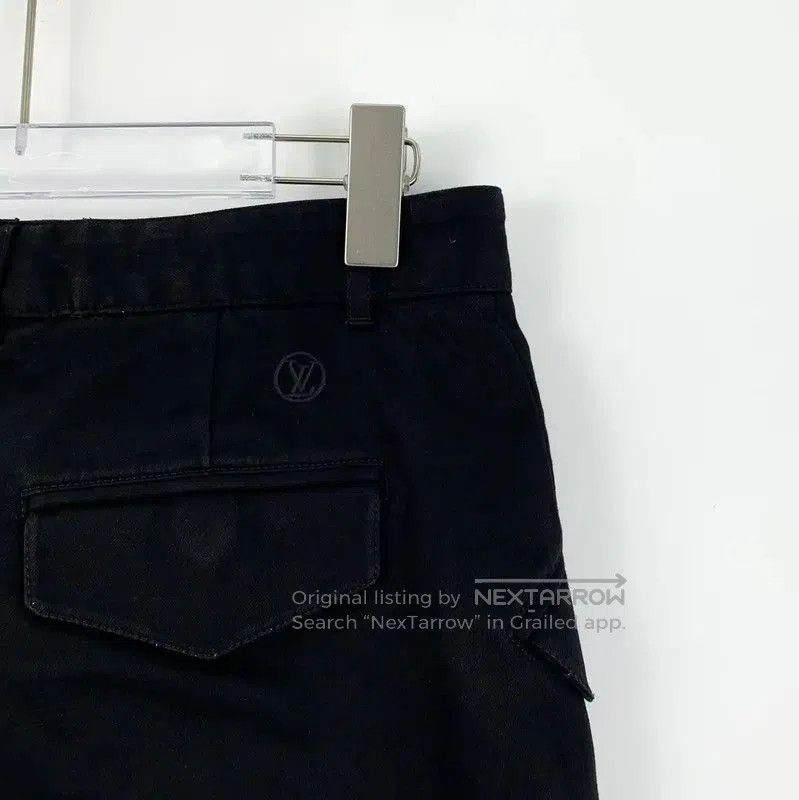 Louis Vuitton Louis Vuitton Black Cotton Casual Pants for Women . Size 23" - 5 Thumbnail