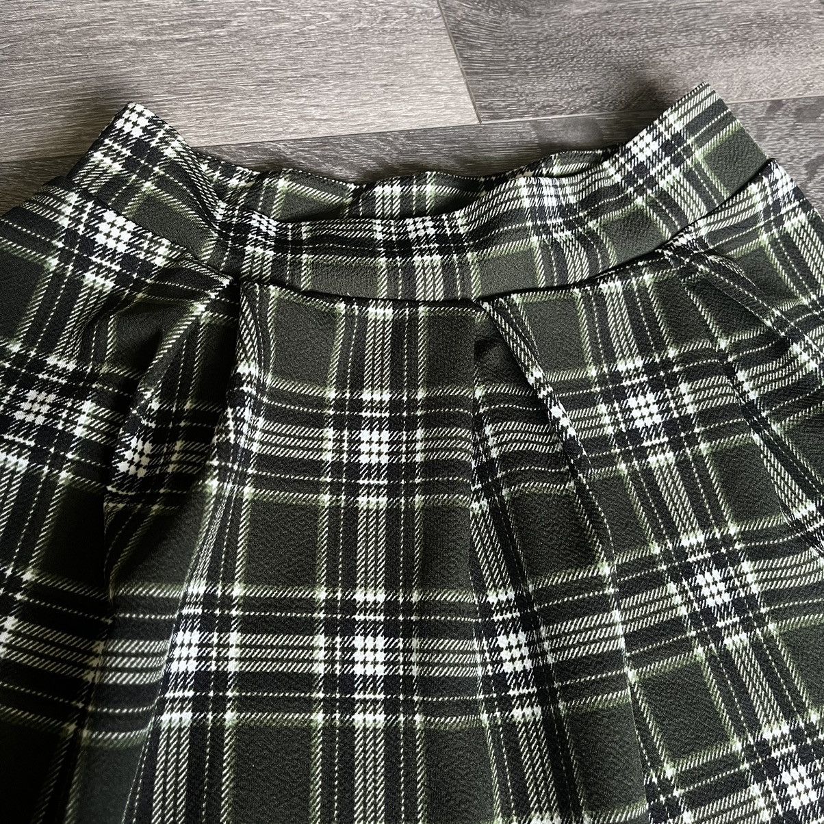 Vintage Vintage 90s Vamp Brand Green Check Plaid Pleated Mini Skirt Size 26" / US 2 / IT 38 - 3 Thumbnail