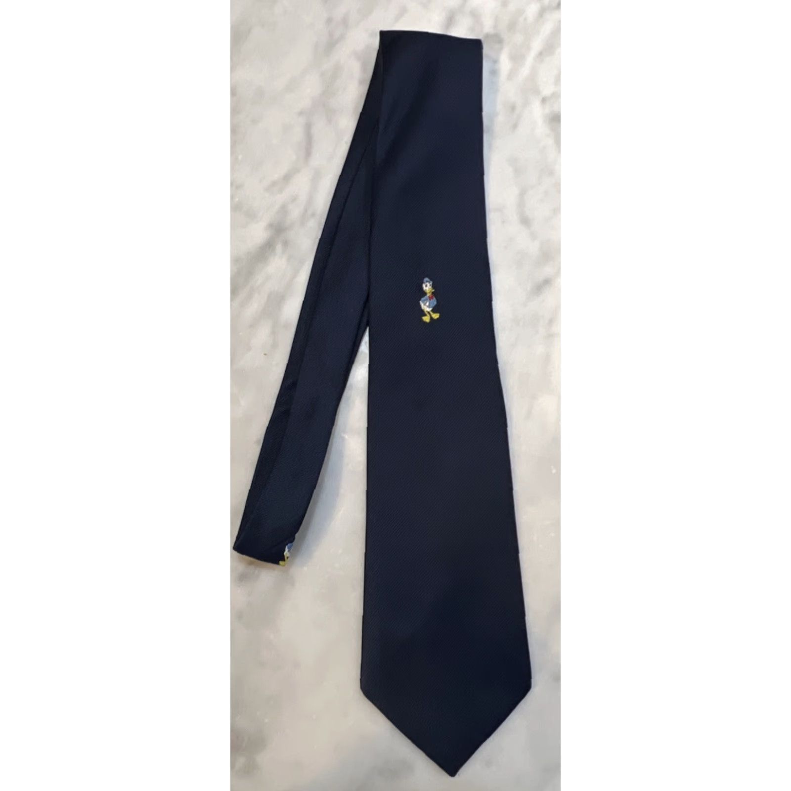 Vintage Vtg Donald Duck Neck Tie Navy Mickey Mouse Tie Cervantes Polyester USA 4”X 54” Size ONE SIZE - 2 Thumbnail