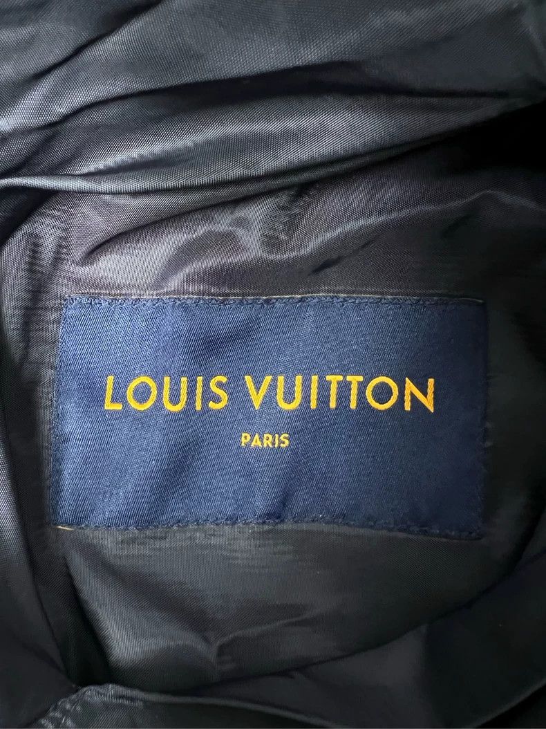 Louis Vuitton Presbyopic pin double-sided assault jacket