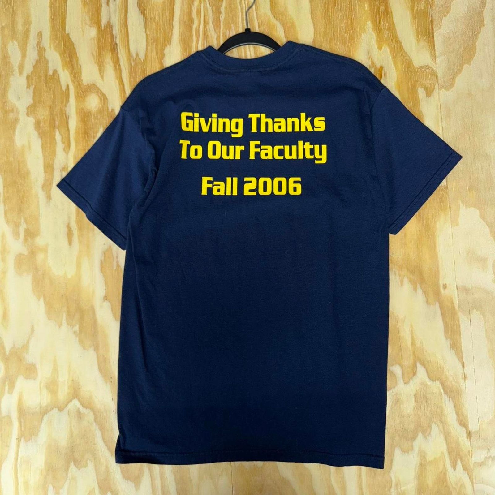 Gildan Vintage y2k california athletics collegiate university tee Size US M / EU 48-50 / 2 - 2 Thumbnail