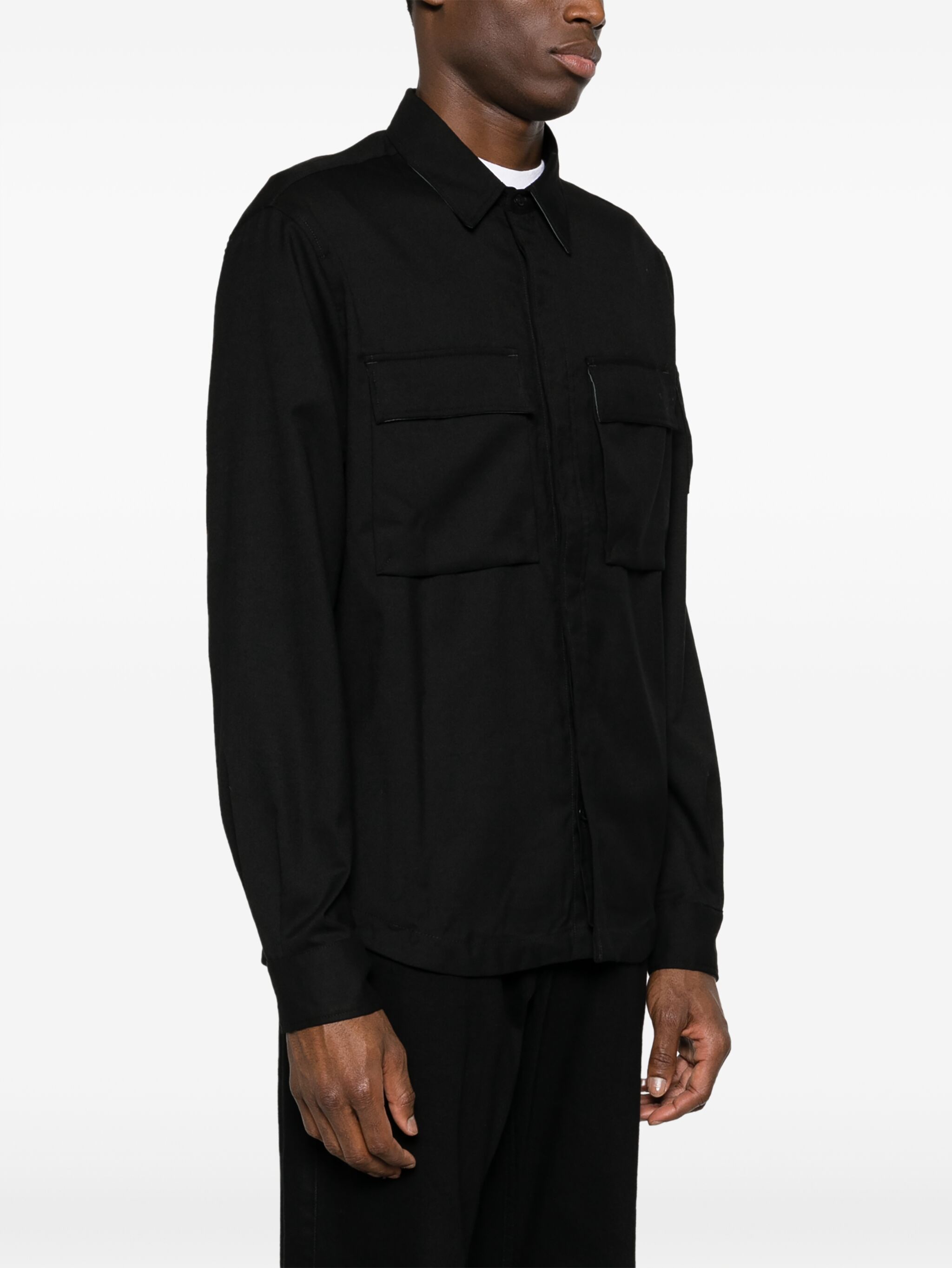 C.P. Company o1y1224 Solid Color Shirt in Black Size US XS / EU 42 / 0 - 3 Thumbnail