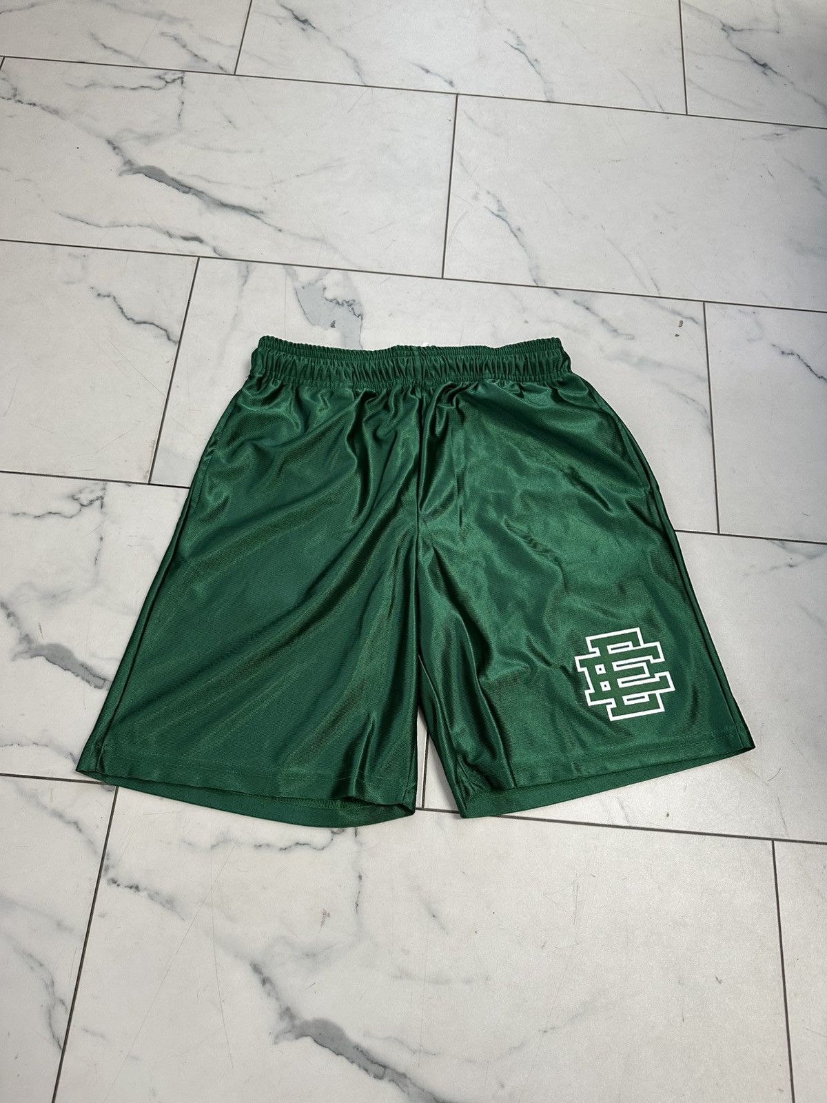 Eric Emanuel Eric Emanuel EE Baggy Shorts ‘Green’ Size US 34 / EU 50 - 1 Thumbnail