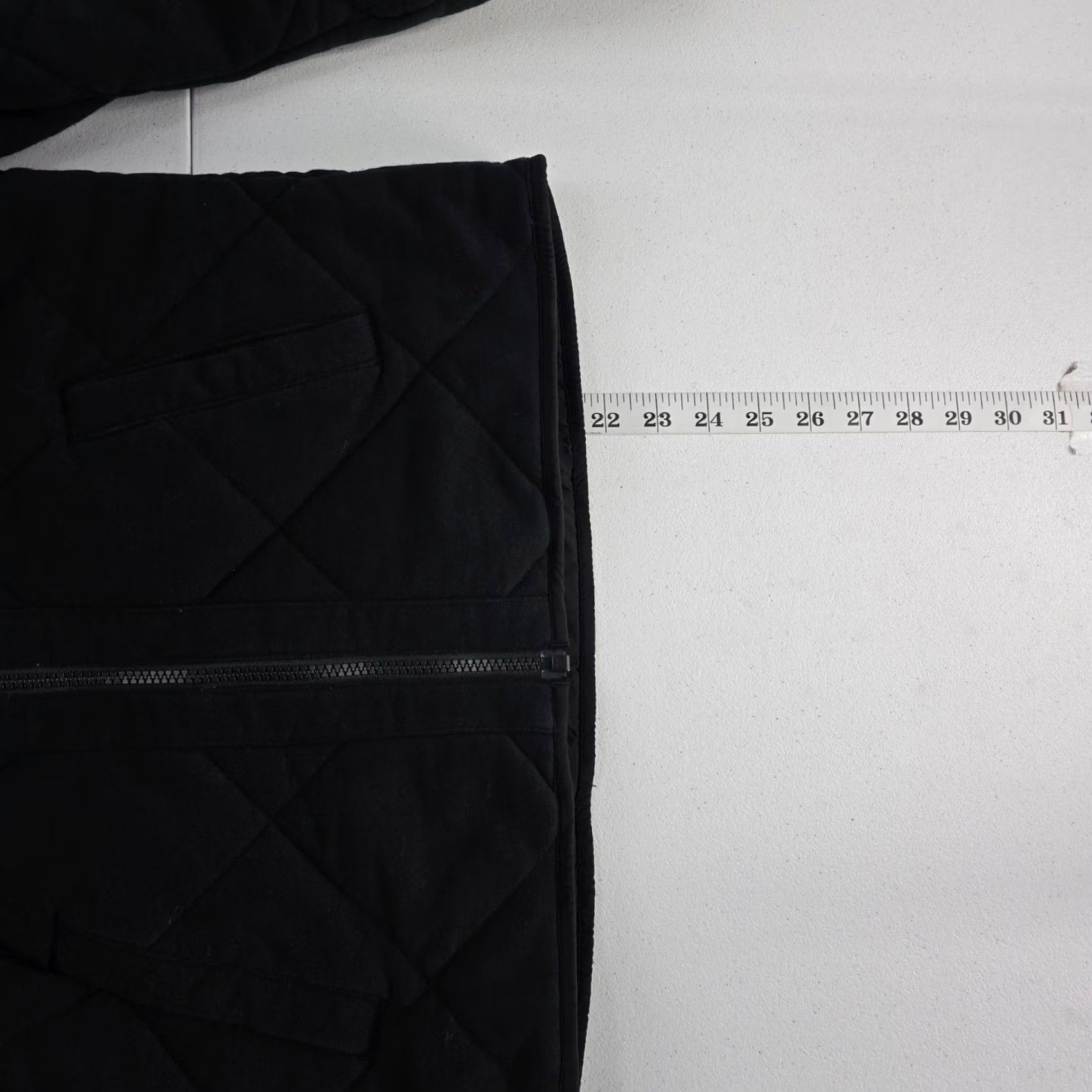 Lululemon Lululemon Black Quilted Full Zip Jacket Womens Sz 4 Athletic Outerwear Full Zip Warm Cozy Size S / US 4 / IT 40 - 6 Thumbnail