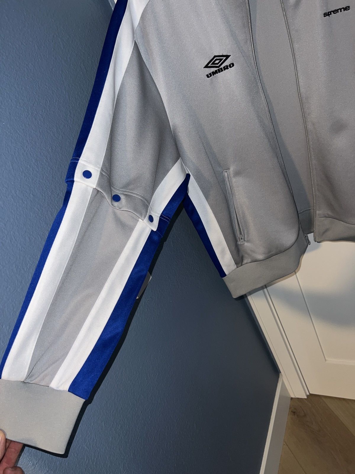 Supreme × Umbro Supreme x Umbro snap sleeve jacket Size US L / EU 52-54 / 3 - 3 Thumbnail