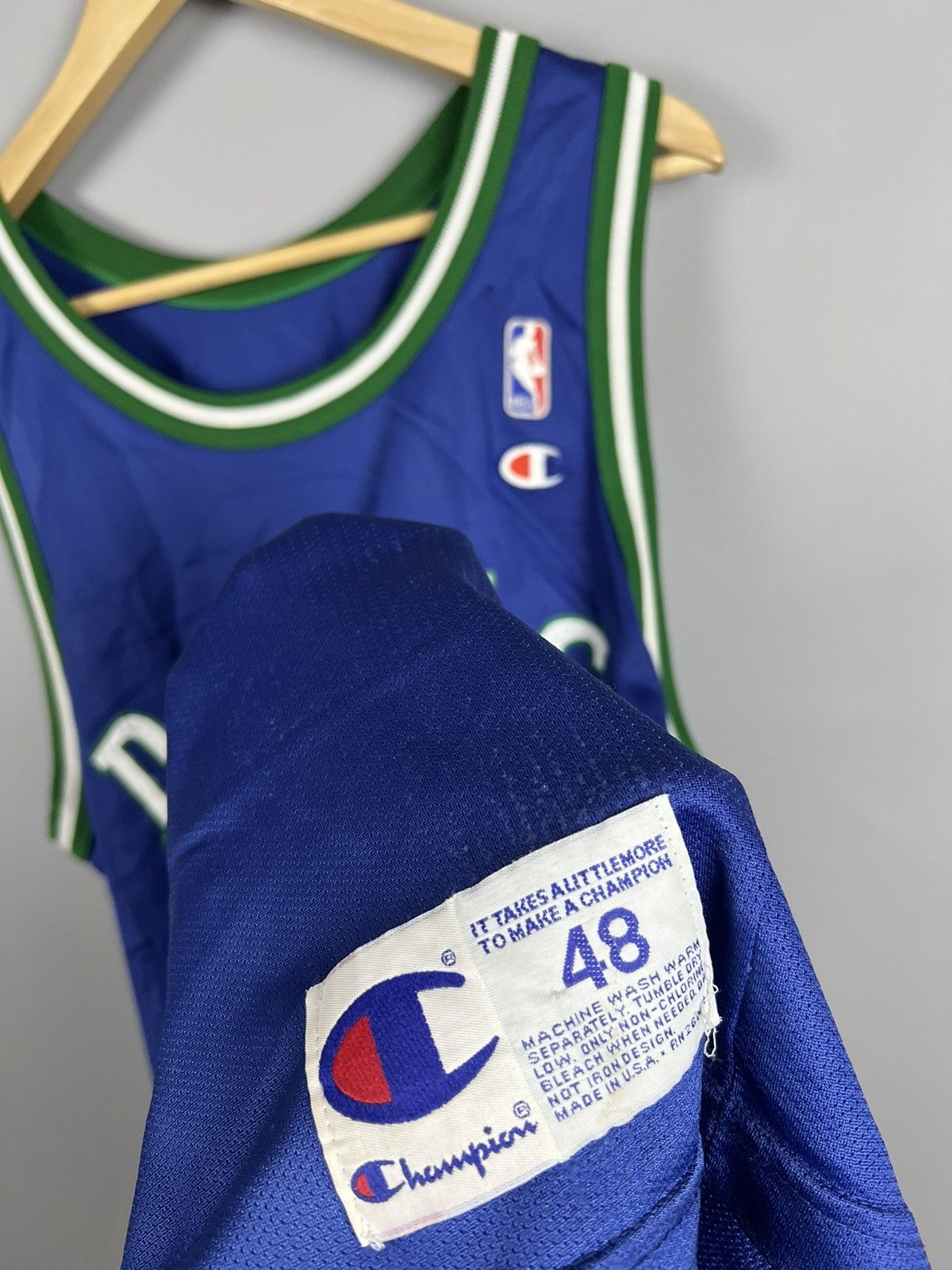 Champion Vintage Jason Kidd Dallas Mavericks NBA N5 Champion Jersey Size US M / EU 48-50 / 2 - 5 Thumbnail