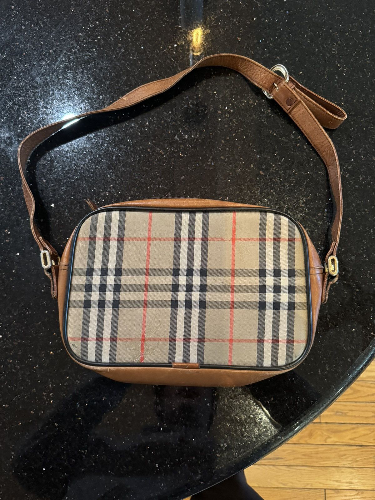 Burberry Burberry Nova Check Shadow Horse Shoulder Bag Size ONE SIZE - 2 Thumbnail