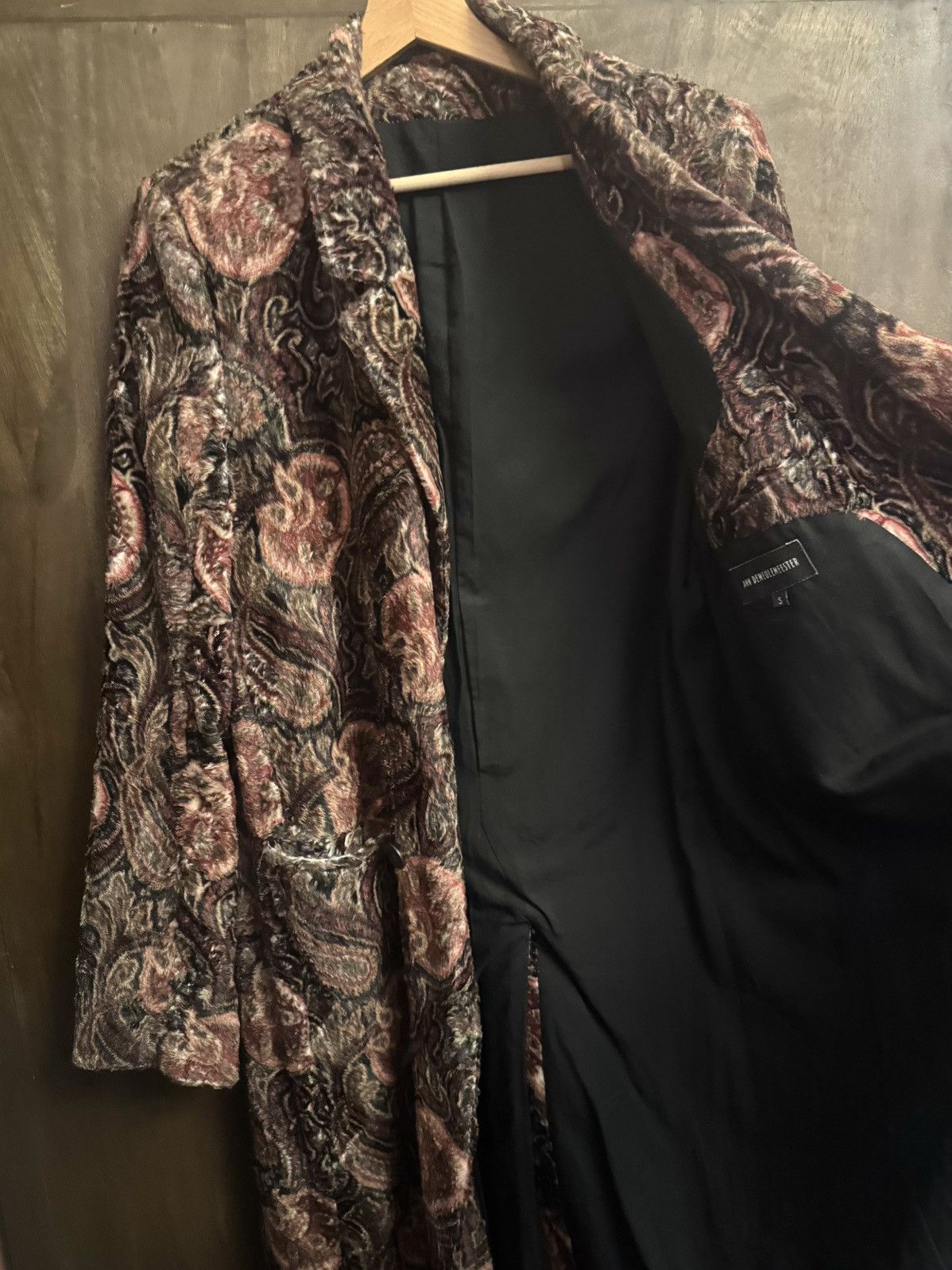 Ann Demeulemeester ann demeulemeester runway fw19 velvet coat S Size US S / EU 44-46 / 1 - 7 Thumbnail