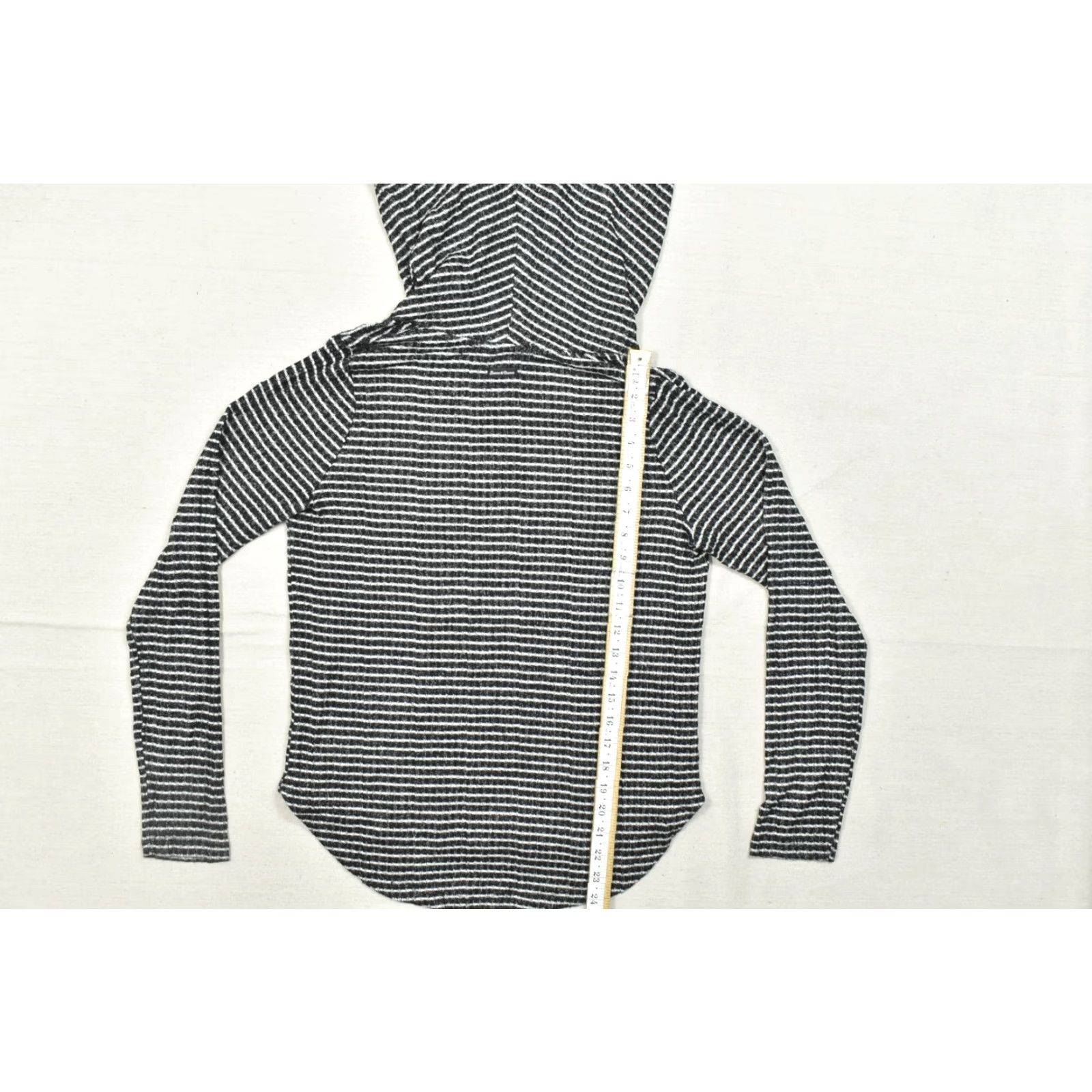 Lucky Brand Lucky Brand Women's Sweater Pullover XS Striped Black White Shrug Neck Long Sleeve Knit Casual Winter Spring Fall Mens/Womens Size XS / US 0-2 / IT 36-38 - 4 Thumbnail