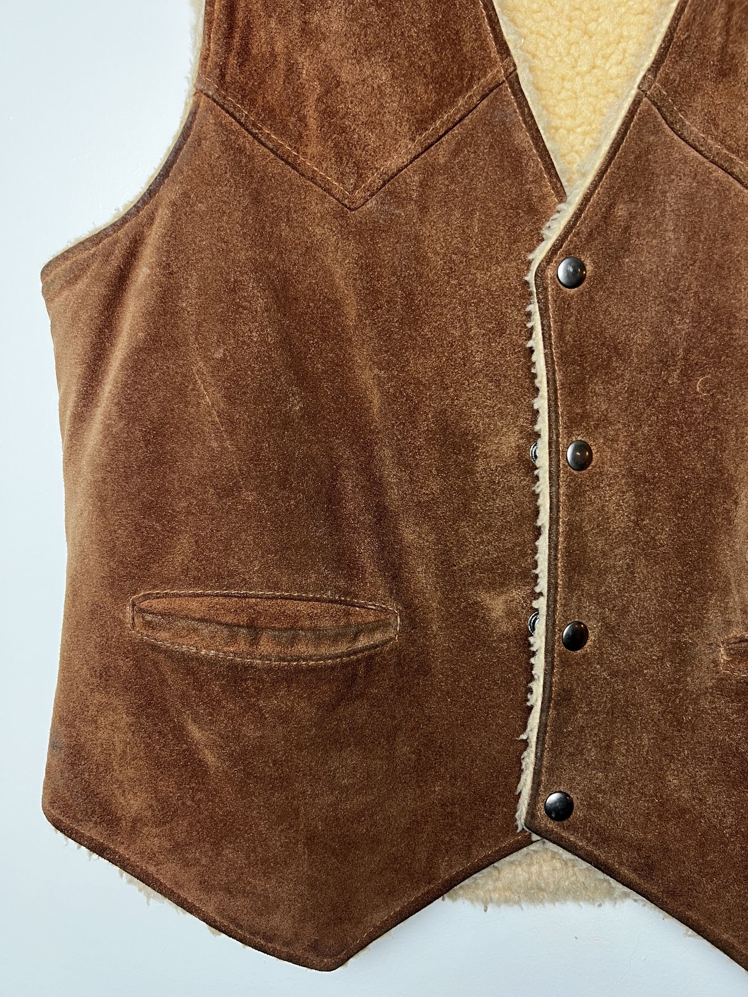 Vintage Vintage 1970's Berman's Brown Suede Leather Sherpa Vest Size US L / EU 52-54 / 3 - 5 Thumbnail