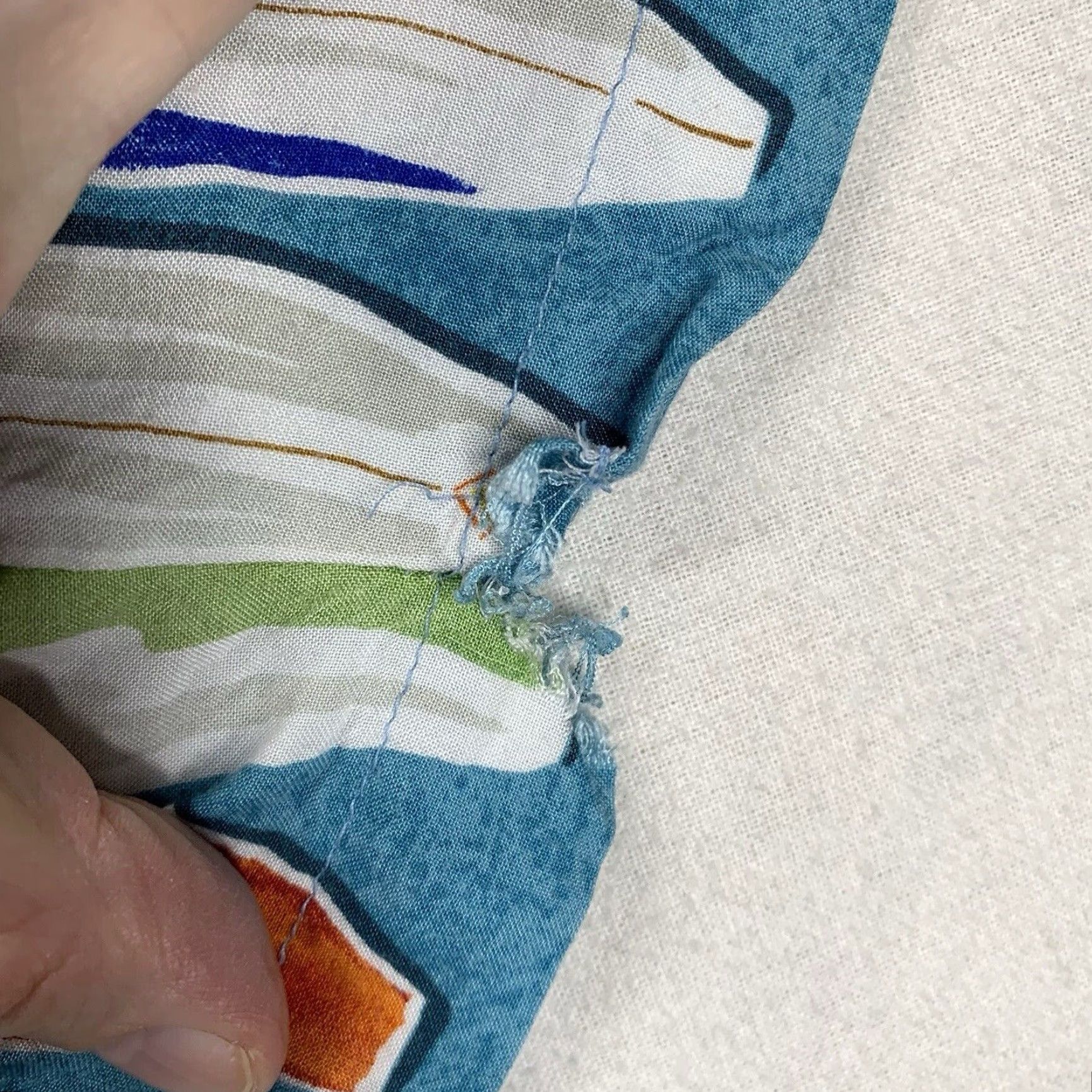 Vintage VINTAGE Ocean Current Men’s Surf Board Hawaiian Shirt Large Blue Floral 100% Rayon Beach Summer Casual Size US L / EU 52-54 / 3 - 7 Thumbnail