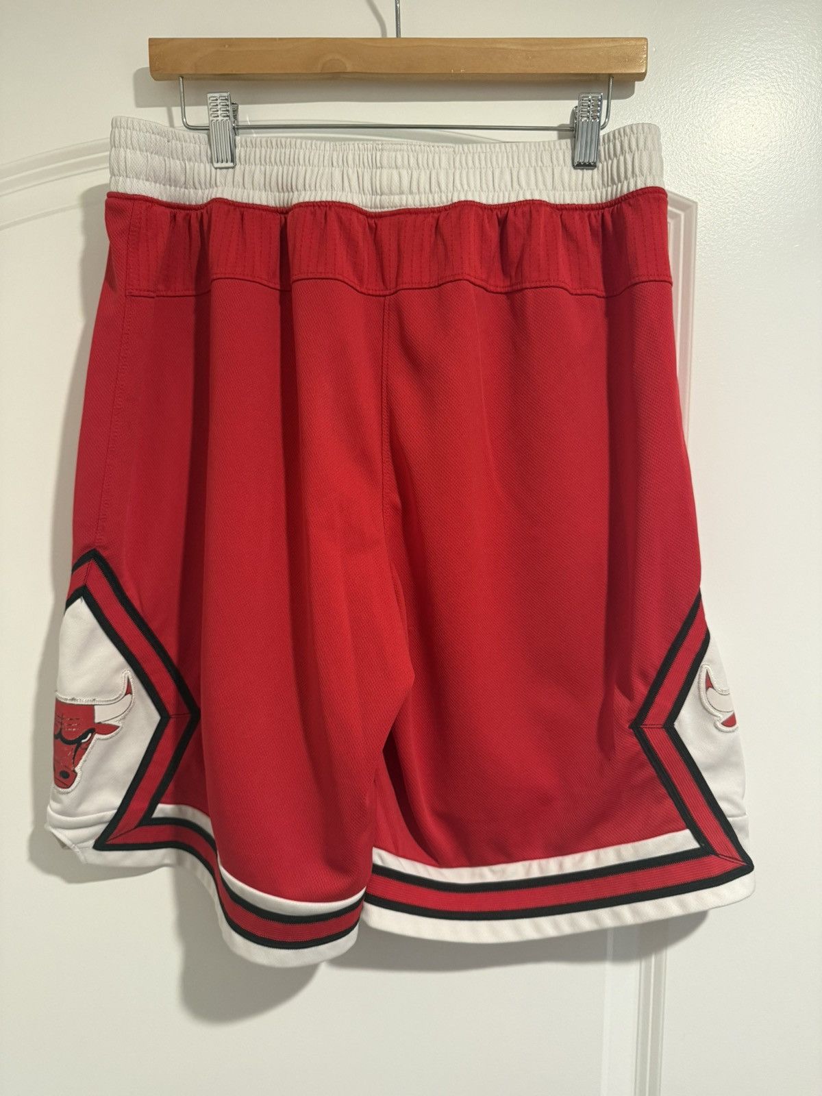 Adidas Chicago Bulls Team Shorts Size US 33 - 2 Thumbnail