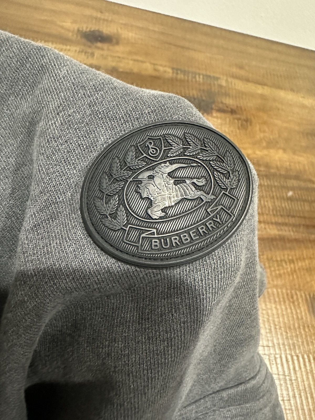 Burberry Burberry London England Crest Patch Cargo Sweatpants - Gray Size US 32 / EU 48 - 3 Thumbnail