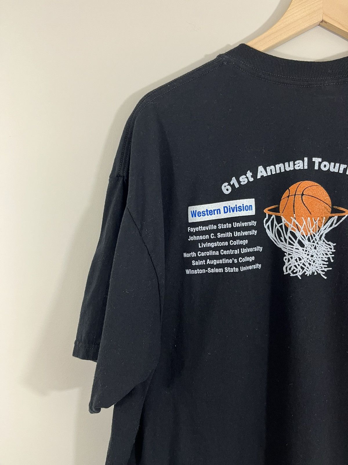 Vintage Vintage Faded Black Y2K Basketball Tournament 2000s Tee Size US XL / EU 56 / 4 - 11 Thumbnail