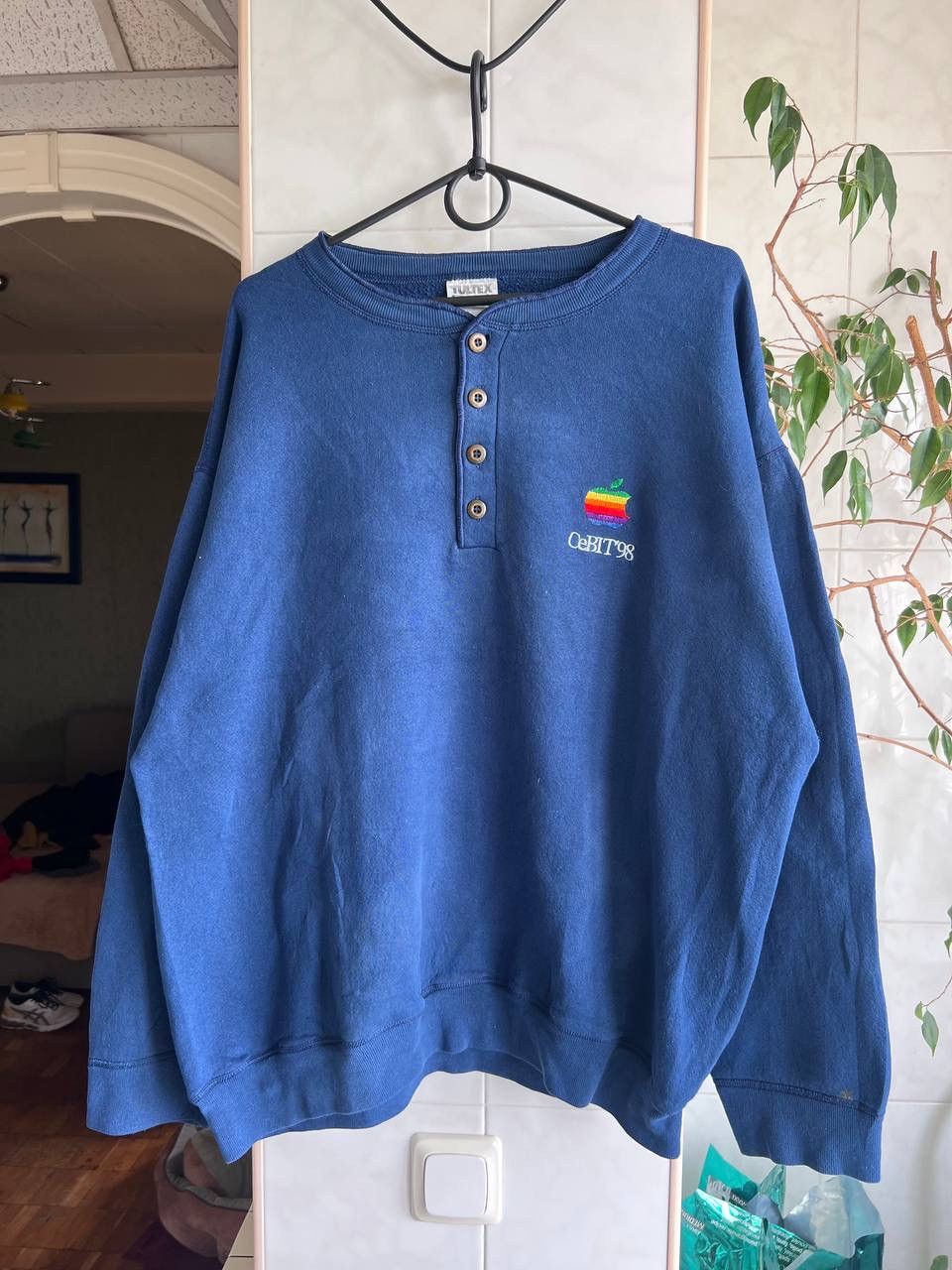 Apple Vintage 98 Apple Computer Sweatshirt Crewneck Macintosh USA Size US L / EU 52-54 / 3 - 1 Thumbnail
