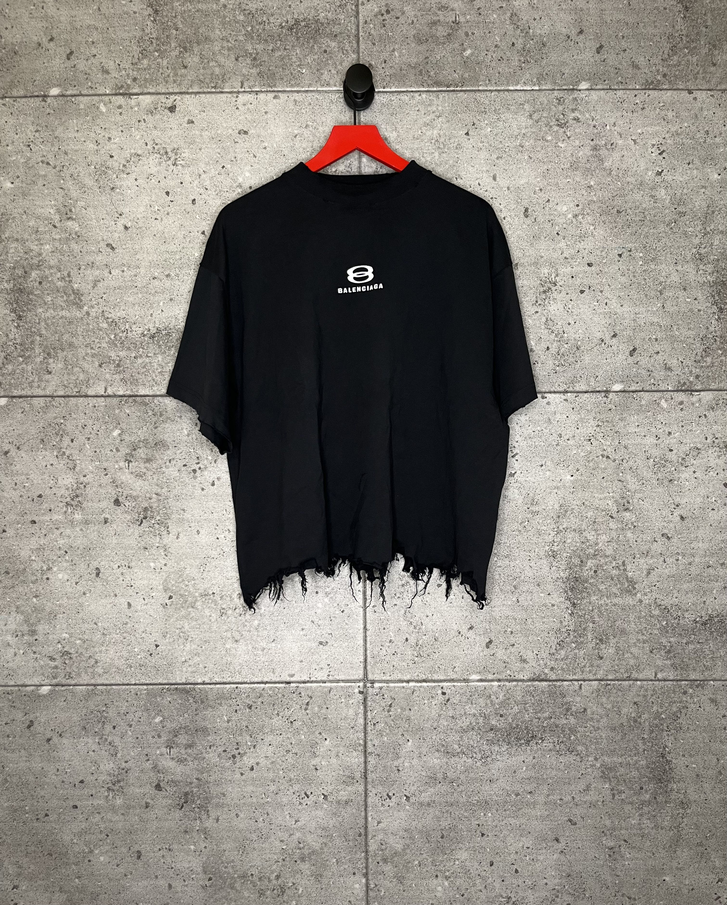 Balenciaga Balenciaga Unity Sports Icon Cropped distressed T-shirt