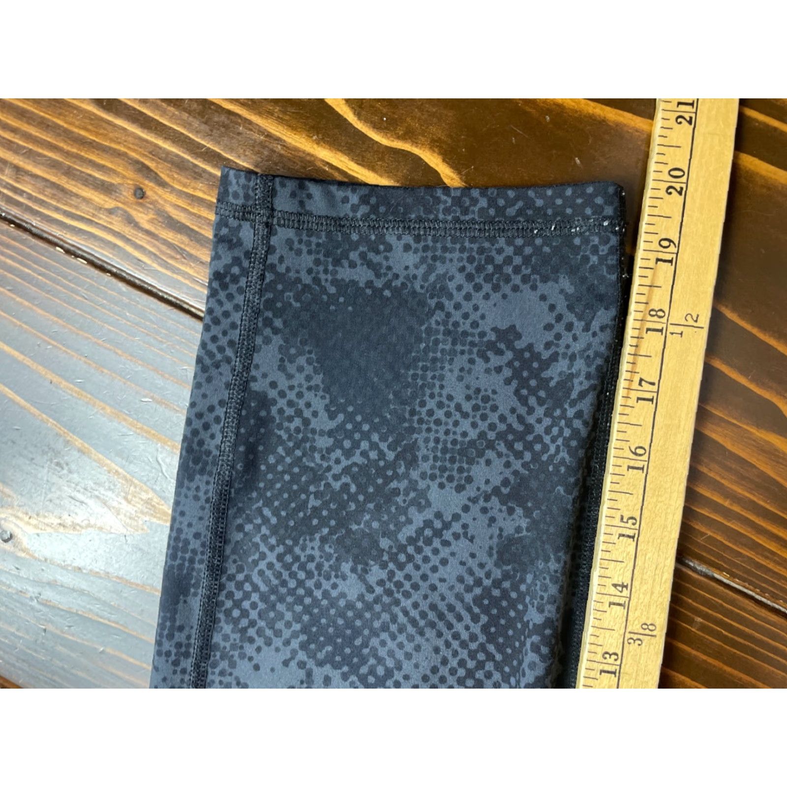 Old Navy Old Navy Active Leggings Women's XL Black Gray Activewear GO-DRY Stretch Size 40" / US 18 - 4 Thumbnail
