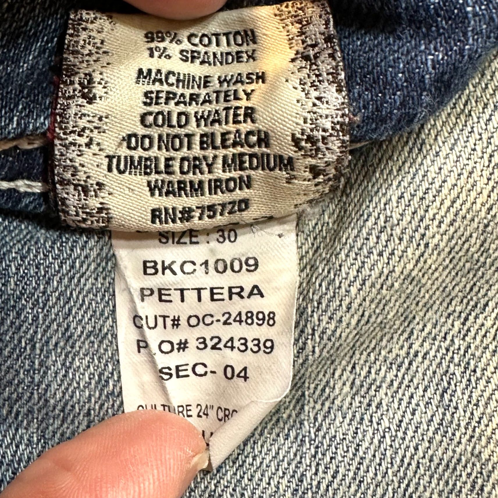 Vintage BKE Denim Culture Womens Size 30 Cropped 24" Capri Blue Medium Wash Fade Jeans Size 30" / US 8 / IT 44 - 6 Thumbnail