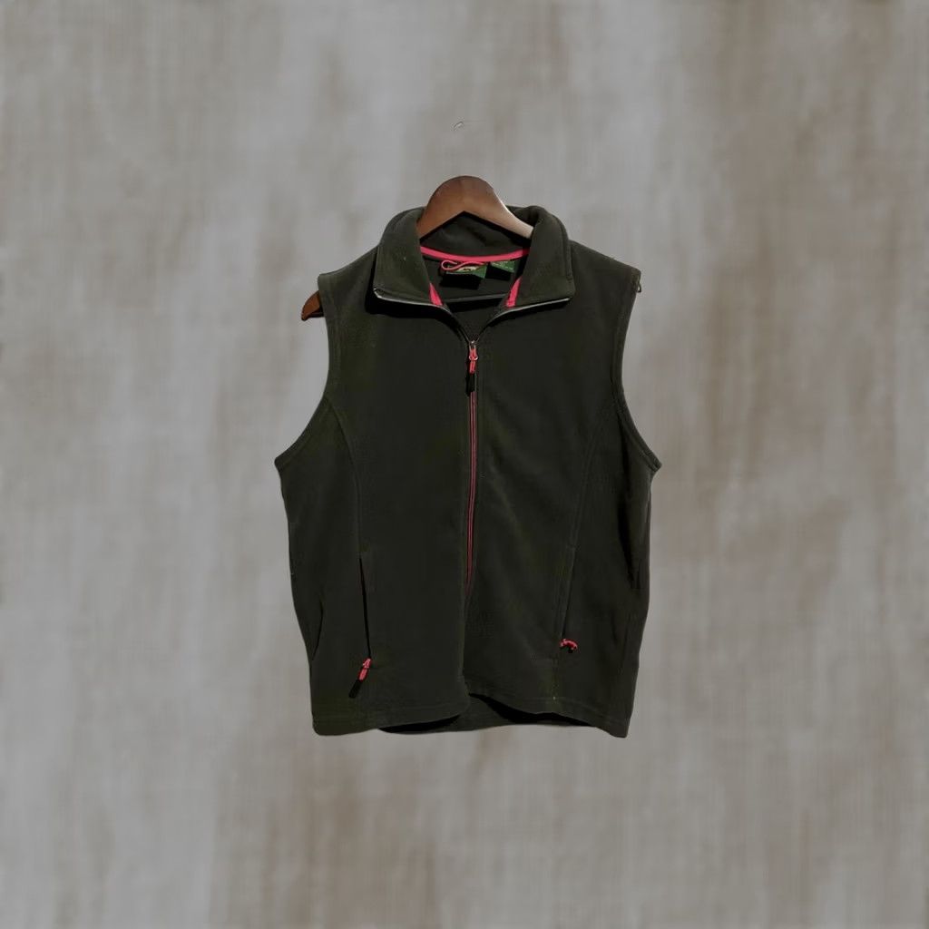 Vintage Stillwater Supply Co. Women’s Vest L Jacket Green Zip Front Fleece Sleeveless 100% Polyester Regular Size Large Sale? Size L / US 10 / IT 46 - 1 Thumbnail