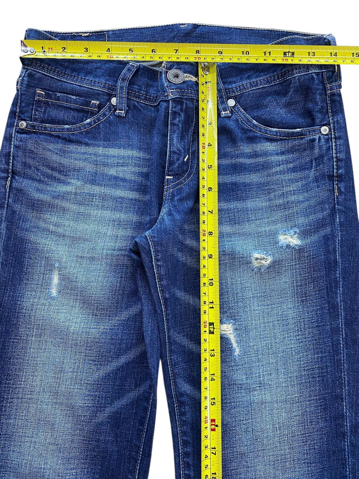 Levi's Levi’s Faded Blue Wash Style Boot Cut Leg Jeans Size US 28 / EU 44 - 6 Thumbnail