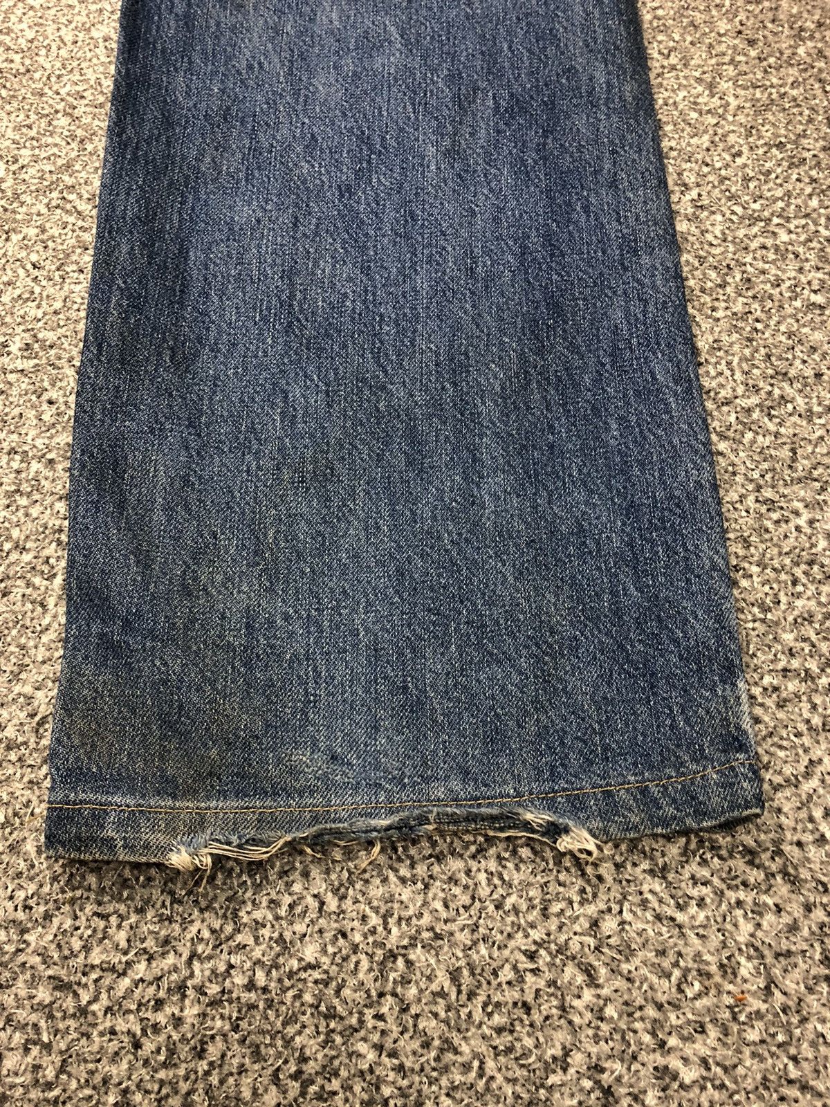 Japanese Brand × Levi's × Vintage Vintage Distressed Levis 519 Made In Usa Jeans Size US 31 - 22 Thumbnail