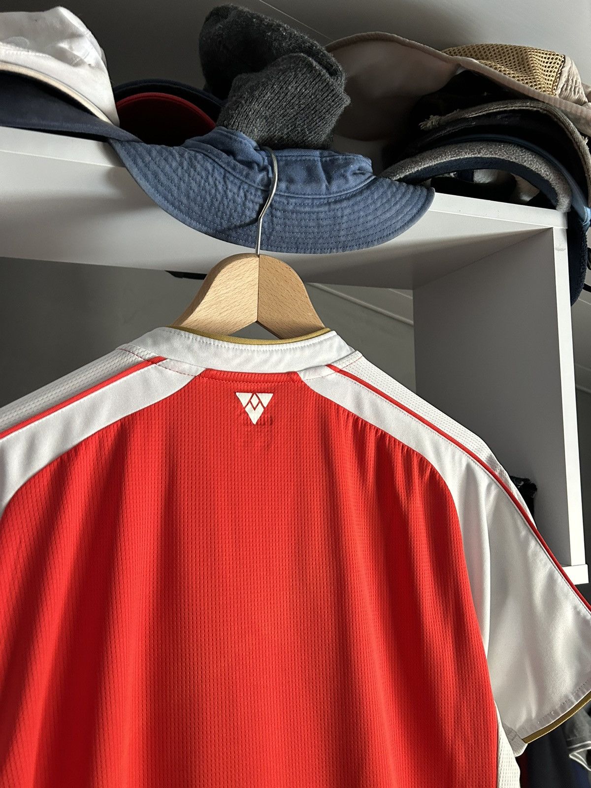 Puma Puma Arsenal 2015/16 Home soccer jersey Size US M / EU 48-50 / 2 - 11 Thumbnail