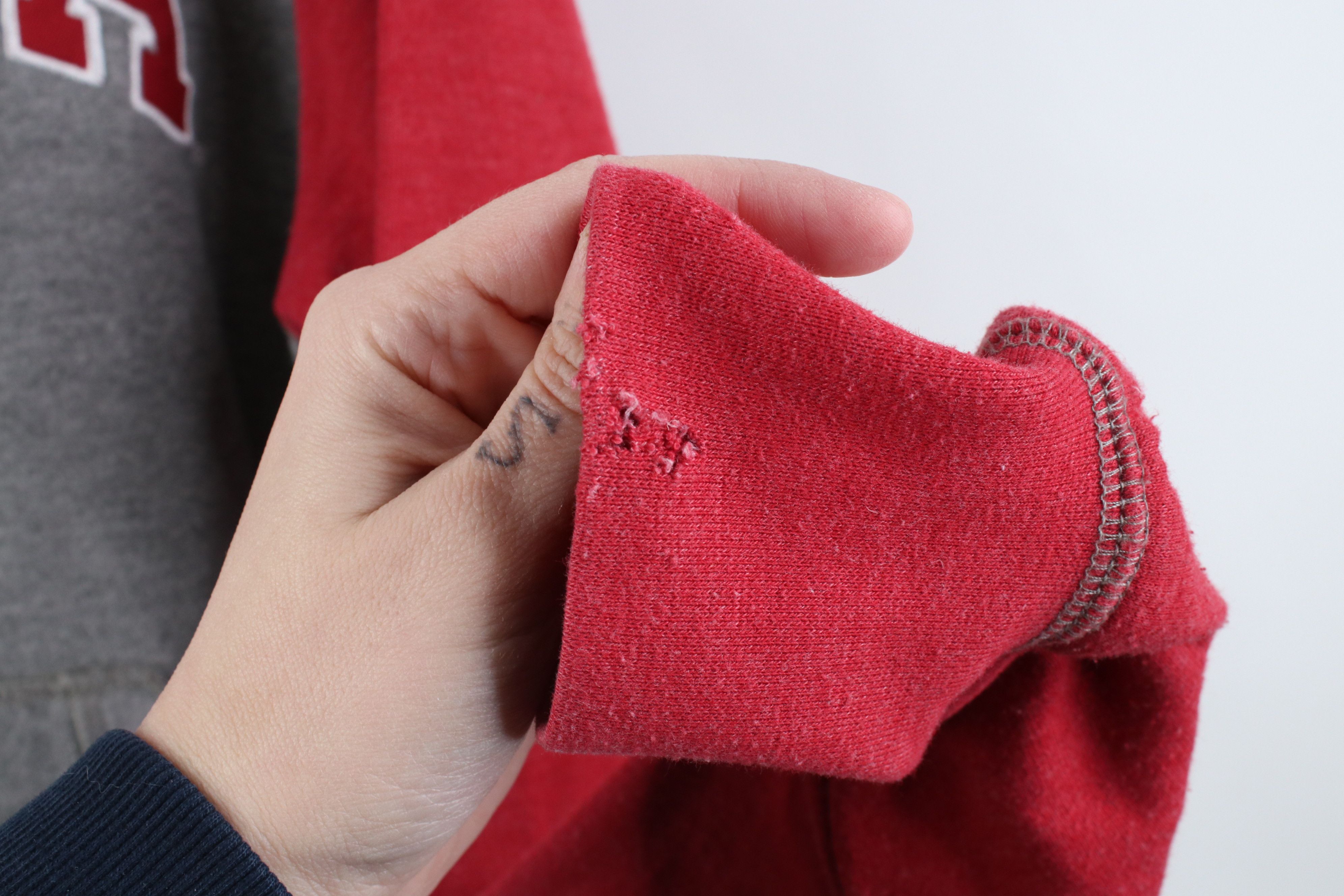 Champion Vintage Y2K Champion Indiana University Football Hoodie Size US M / EU 48-50 / 2 - 10 Thumbnail