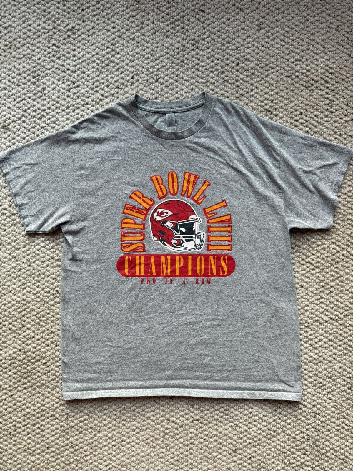 NFL Kansas City Chiefs Super Bowl LVIII Champions NFL Shirt Size US L / EU 52-54 / 3 - 2 Thumbnail