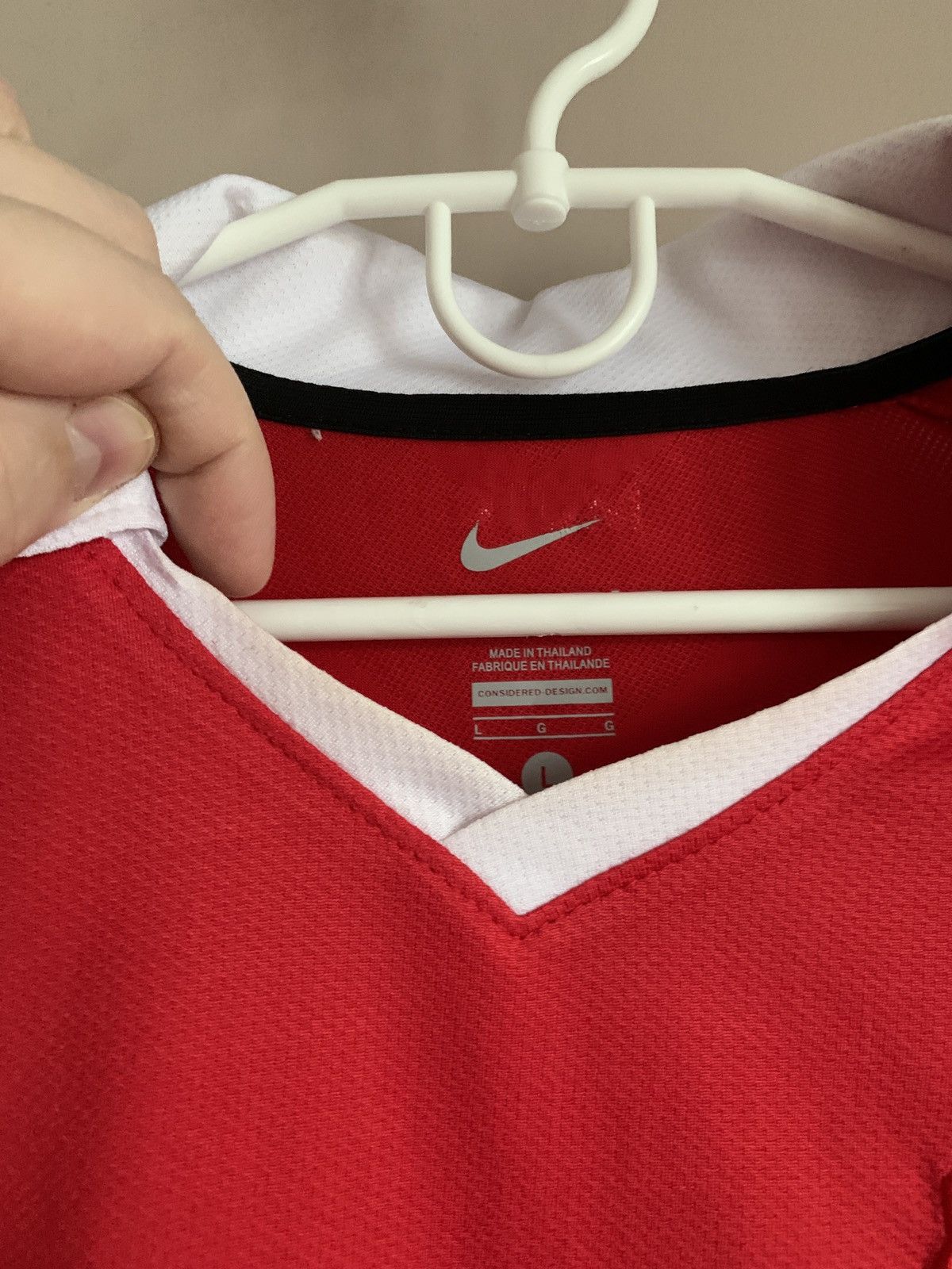 Nike Manchester United 2010 2011 home Nike vintage soccer jersey Size US L / EU 52-54 / 3 - 5 Thumbnail
