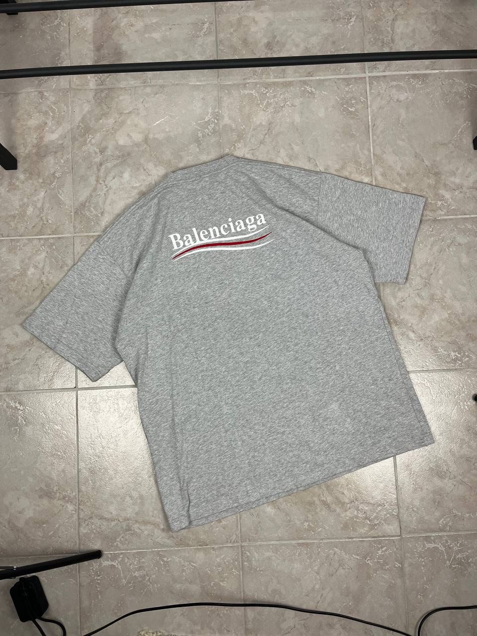 Balenciaga Balenciaga T-shirt Size US S / EU 44-46 / 1 - 3 Thumbnail