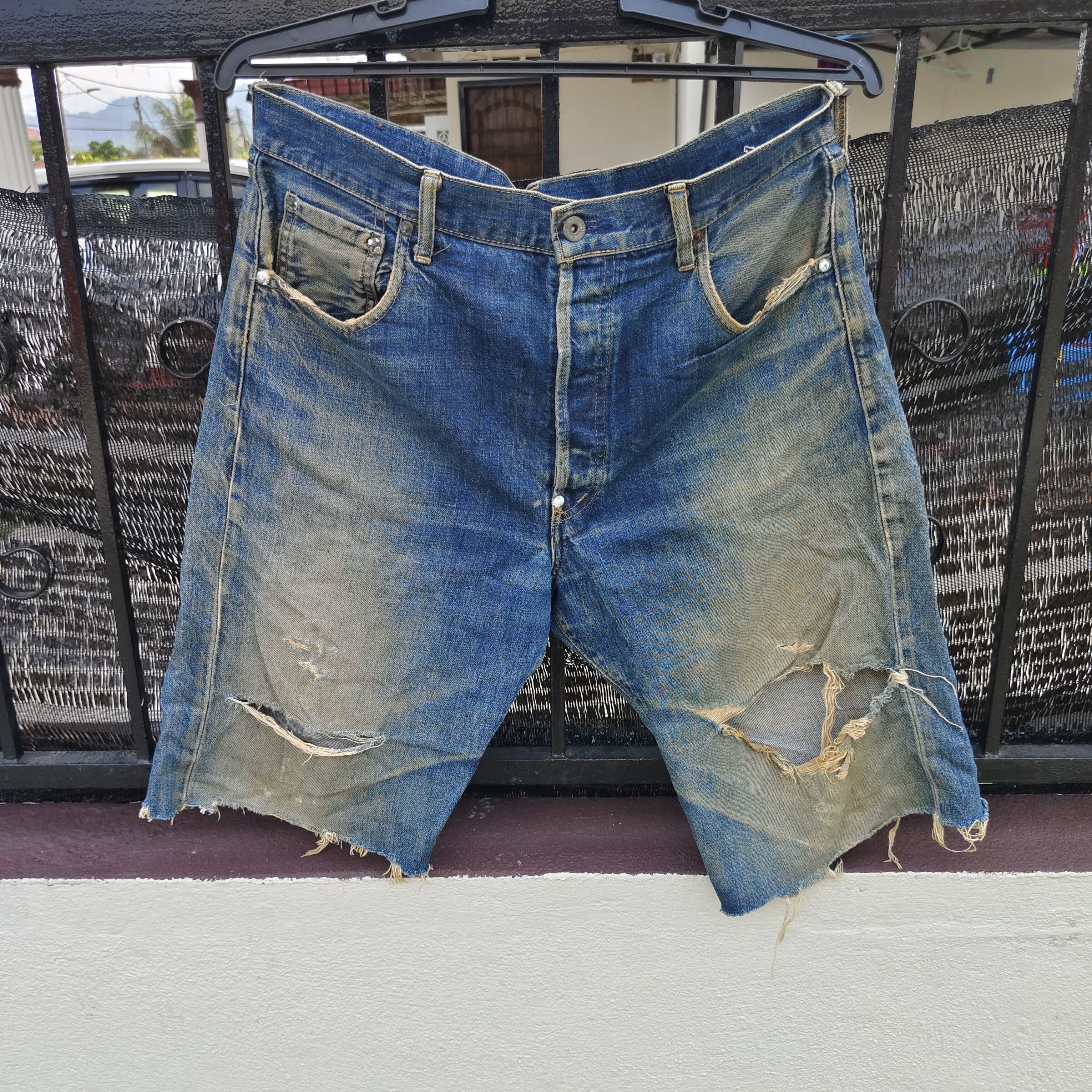 Levi's Vintage Levi's 702 Big E Short Cutoff Selvedge Jean Size US 35 - 3 Thumbnail