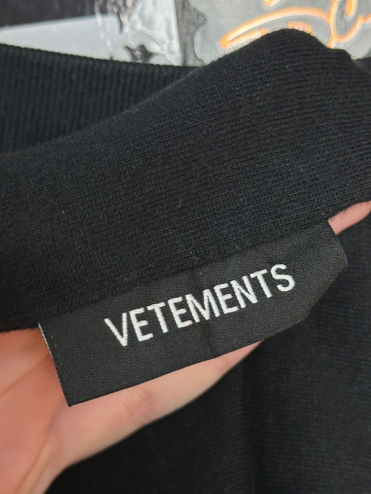 Vetements VETEMENTS SS20 “INTERPOL” T-Shirt Size US L / EU 52-54 / 3 - 5 Thumbnail
