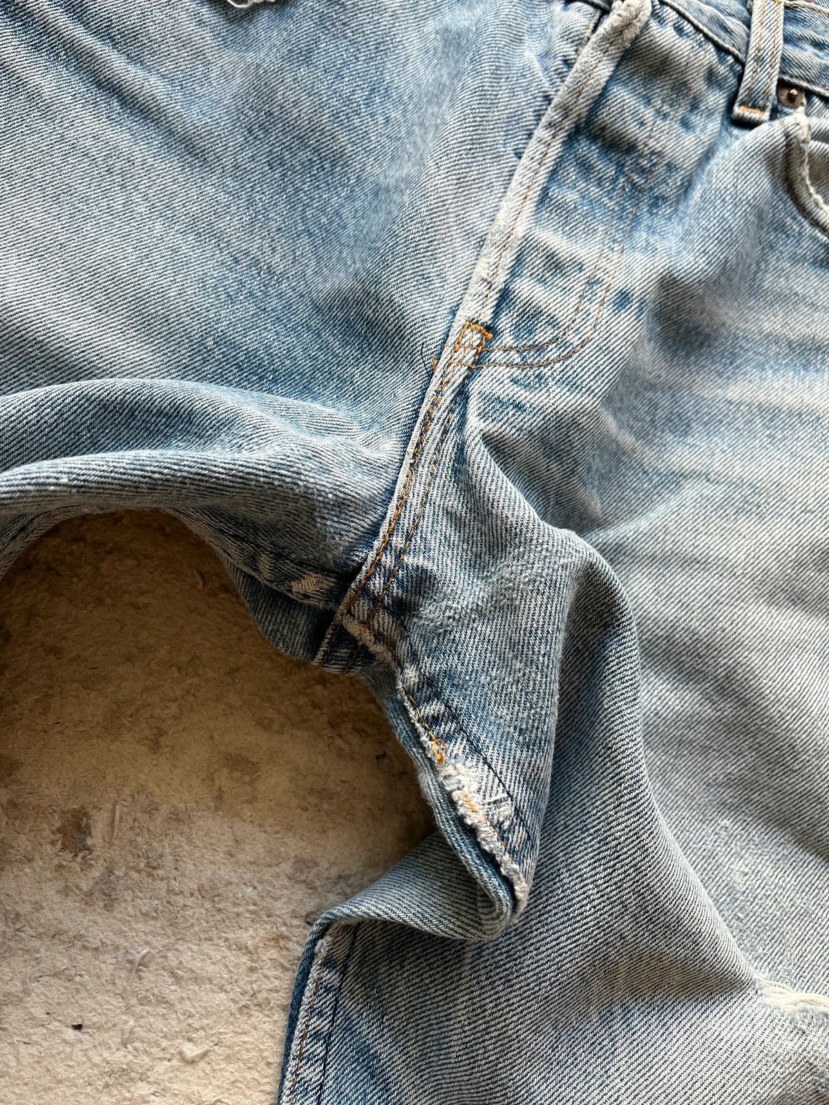 Levi's Levi’s Made In France Jeans Sz W29 L36 Distressed Jeans Size 29" - 4 Thumbnail