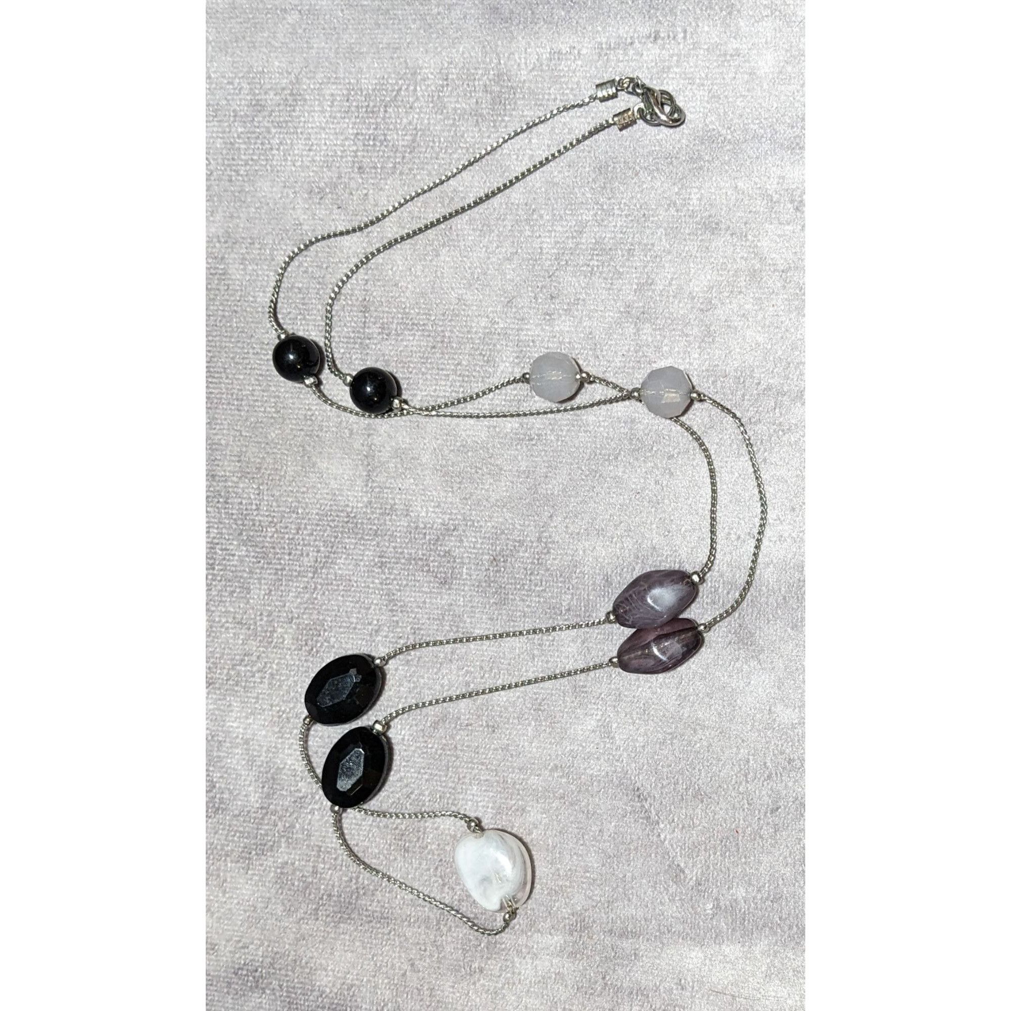 Other Black White And Grey Gemmed Casual Necklace Size ONE SIZE - 8 Thumbnail
