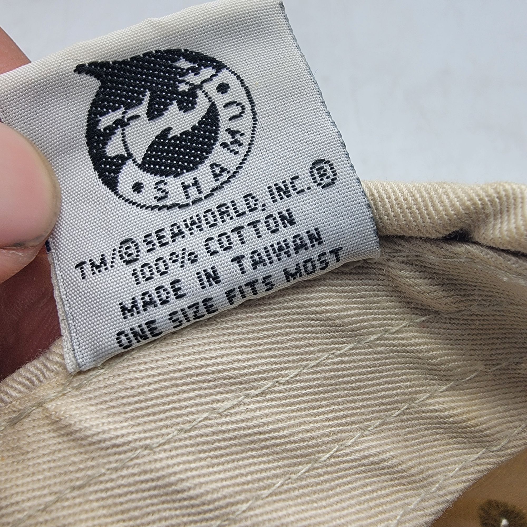 Other × Vintage Vintage SeaWorld Adventure Parks Shamu Dolphin Hat Cap Adjus Size ONE SIZE - 6 Thumbnail