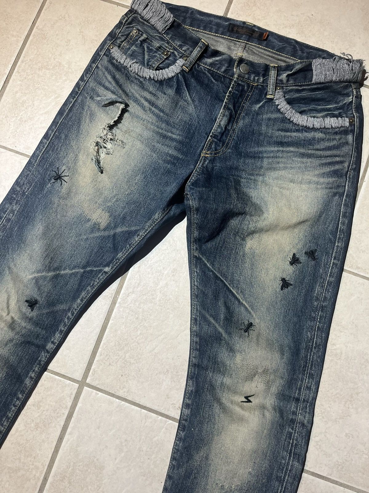Jun Takahashi × Undercover Undercover AW06 Guru Bug denim Size US 32 / EU 48 - 3 Thumbnail