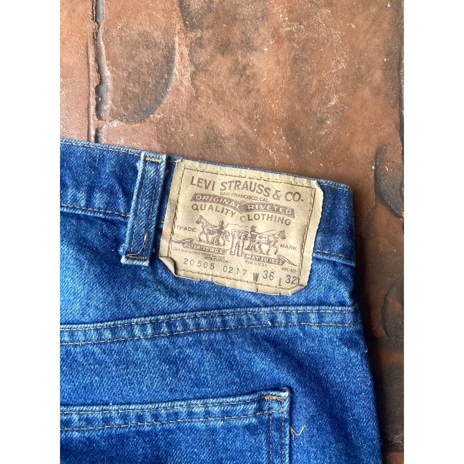 Levi's VINTAGE Levi's 575 Orange Tab Jeans Men's 36x32 Distressed Bootcut Denim Blue 80s Mens Size US 36 / EU 52 - 3 Thumbnail
