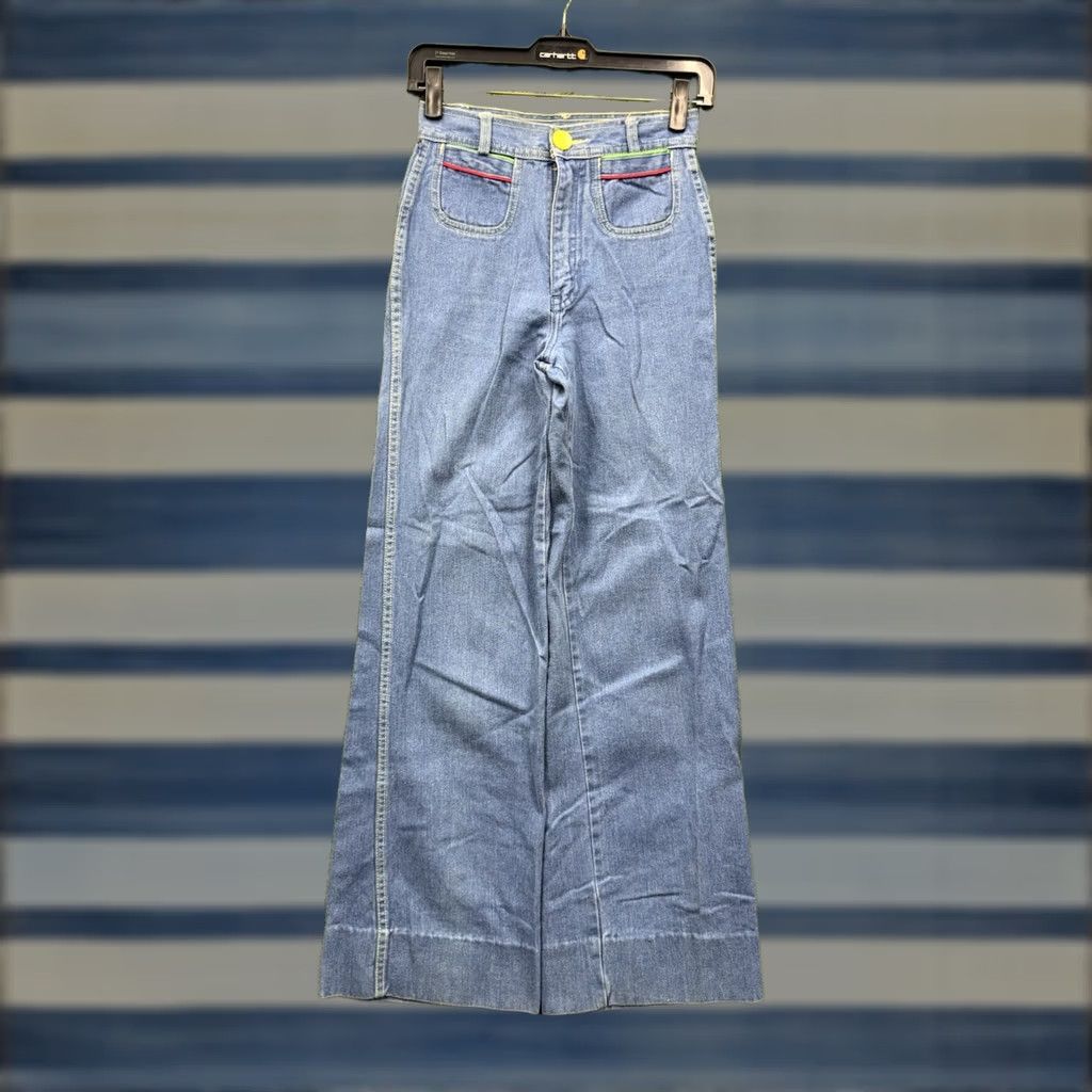 Wrangler VINTAGE Wrangler Bell Bottom Jeans Womens 24x30 Pink Stripe Pockets Boho Stretch Denim Blue 1970s Mens Wom... Size 25" / US 0 / IT 36 - 1 Thumbnail